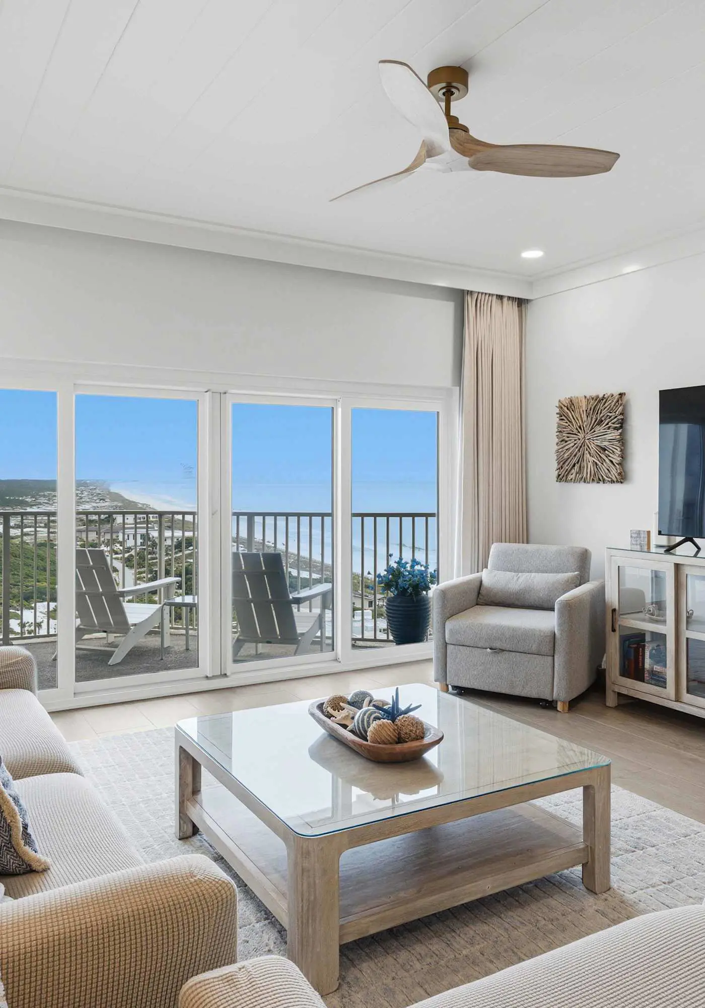 Emerald Coast Escape Beachfront 2BR Retreat Sleeps 6