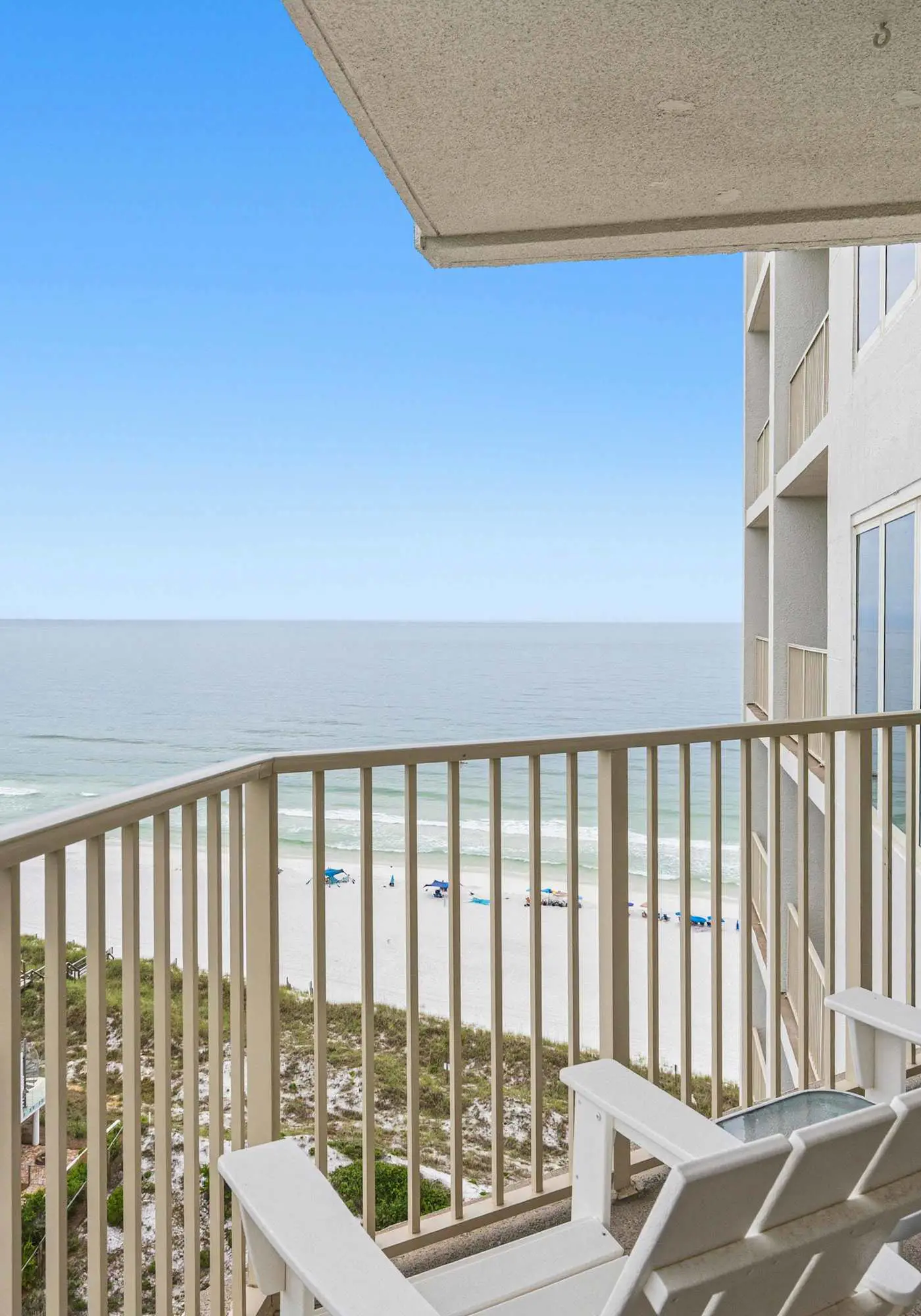 Emerald Coast Escape Beachfront 2BR Retreat Sleeps 6