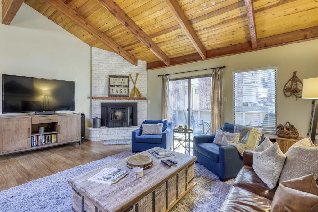 Slopes & Shores Chalet