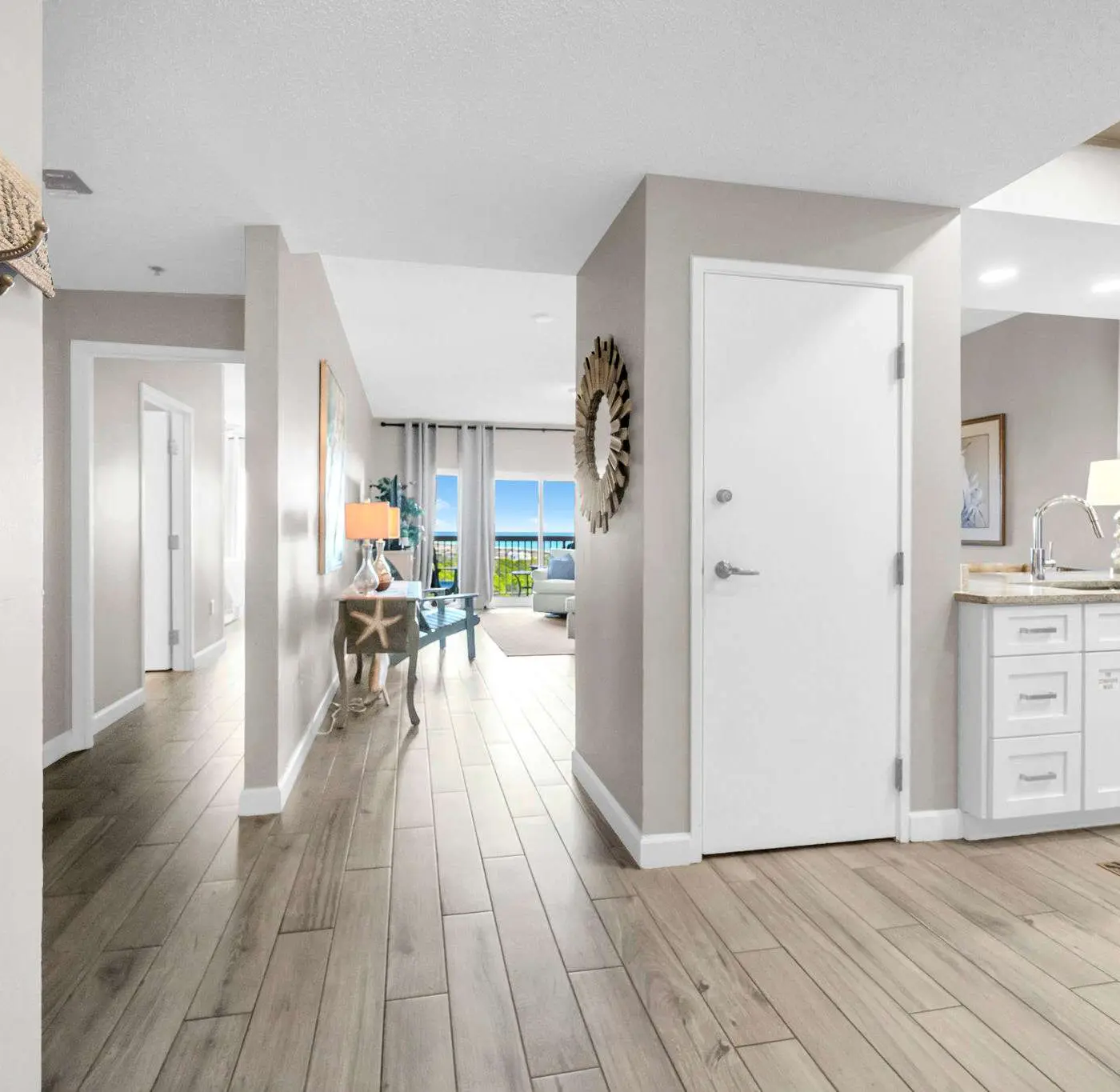 Vibrant condo with Resort amenities near beach