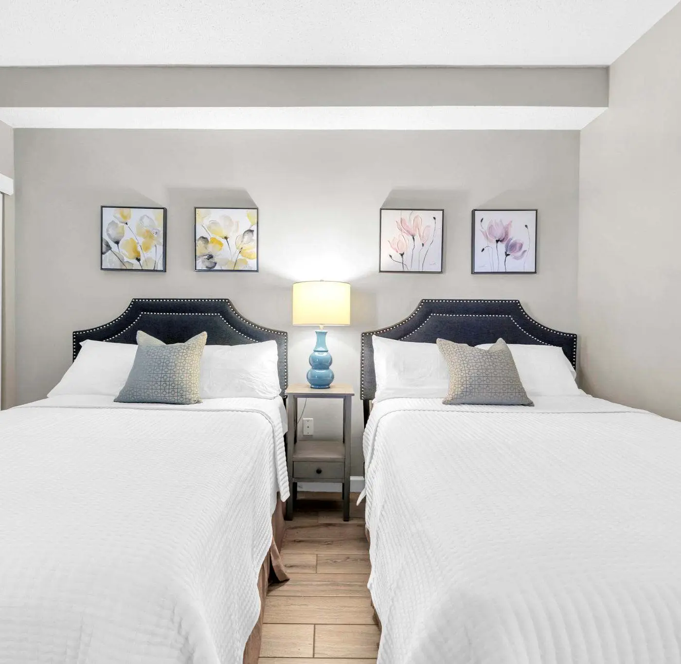 Vibrant condo with Resort amenities near beach