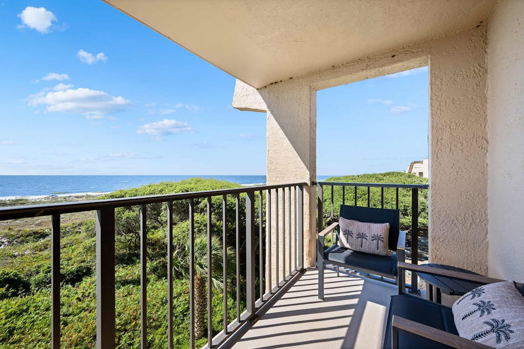 Luxury Direct Oceanfront 3BR Panoramic Ocean Views