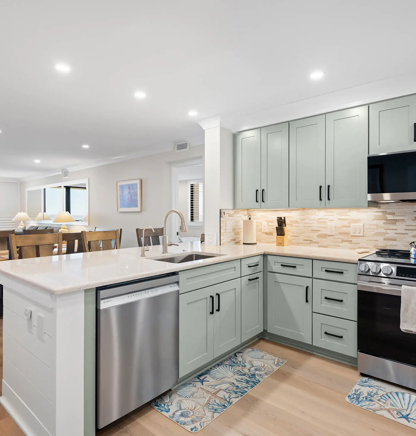 Luxury Direct Oceanfront 3BR Panoramic Ocean Views