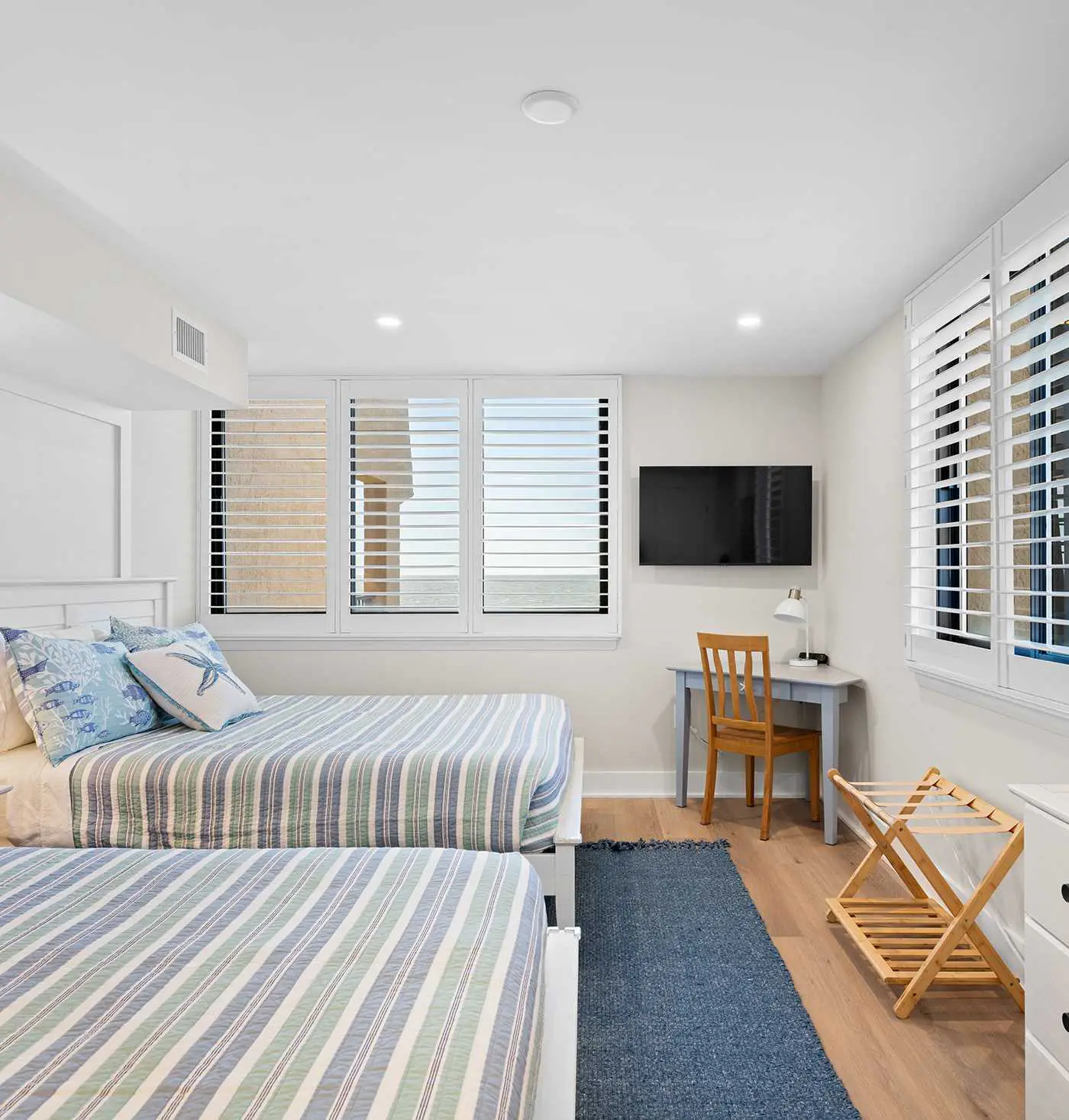 Luxury Direct Oceanfront 3BR Panoramic Ocean Views