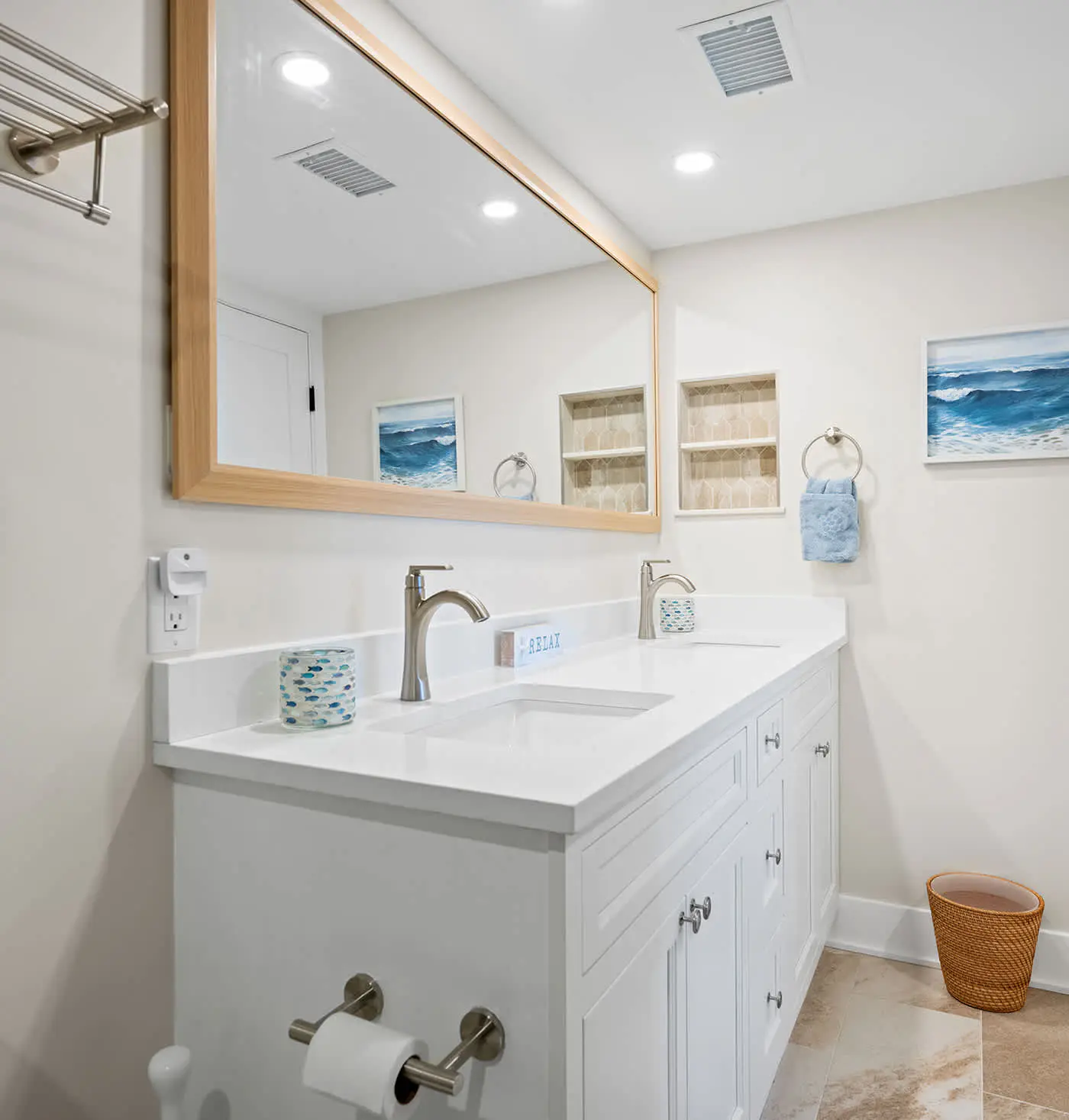 Luxury Direct Oceanfront 3BR Panoramic Ocean Views