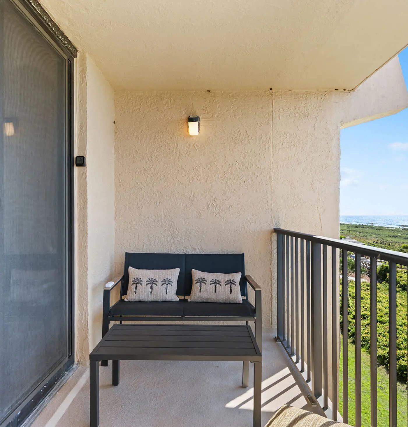 Luxury Direct Oceanfront 3BR Panoramic Ocean Views
