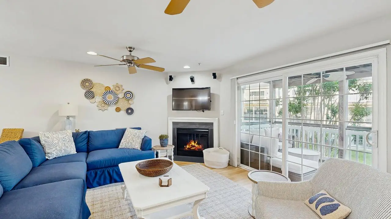 Canal Landing townhouse with community pool