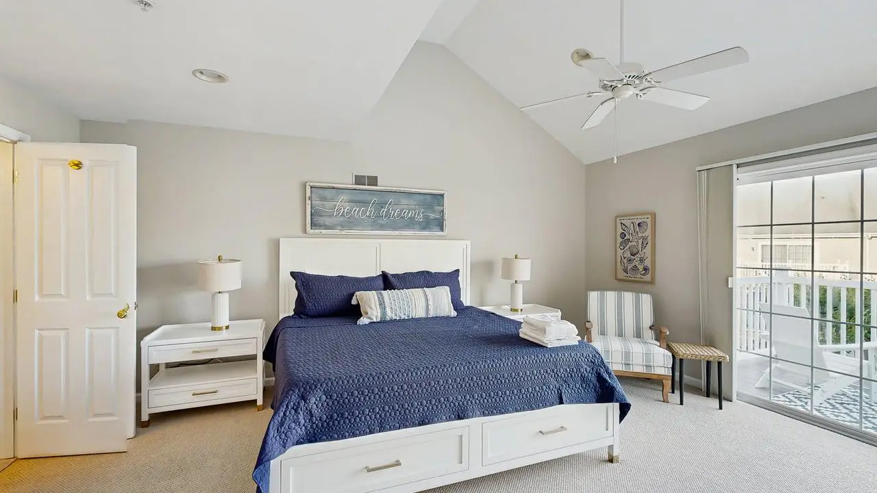Canal Landing townhouse with community pool