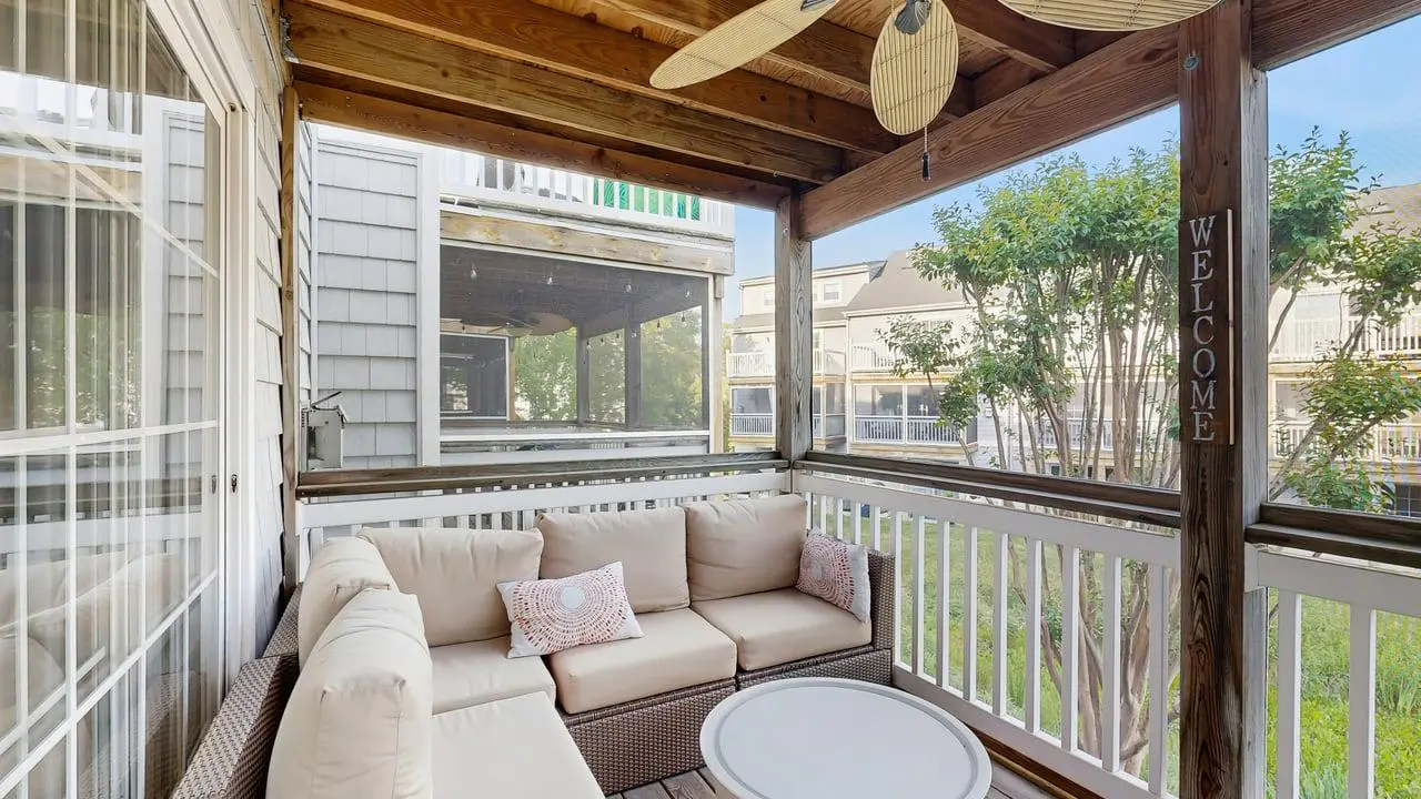 Canal Landing townhouse with community pool