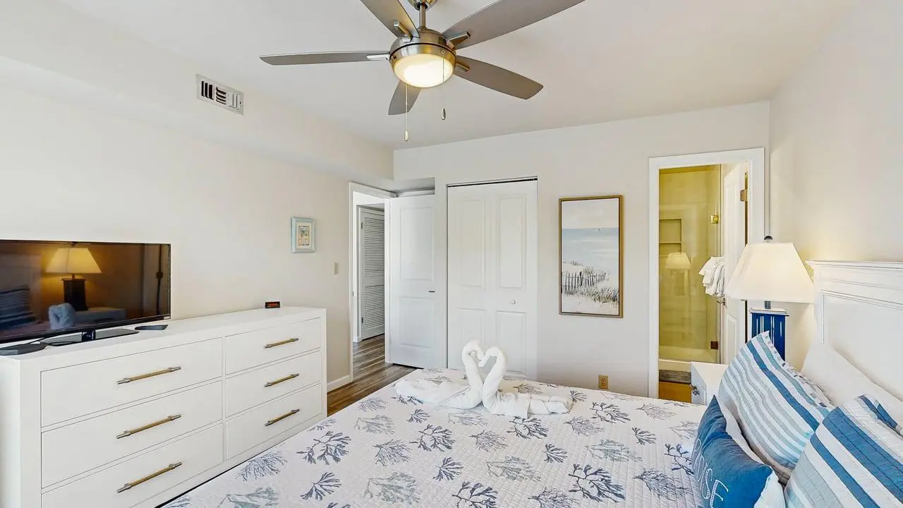 Sea Colony - 1007B Brighton View