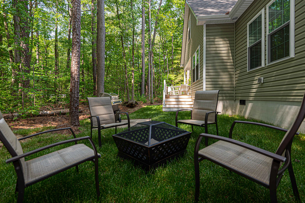 Ocean Pines Getaway, Game room, Outdoor Entertainment