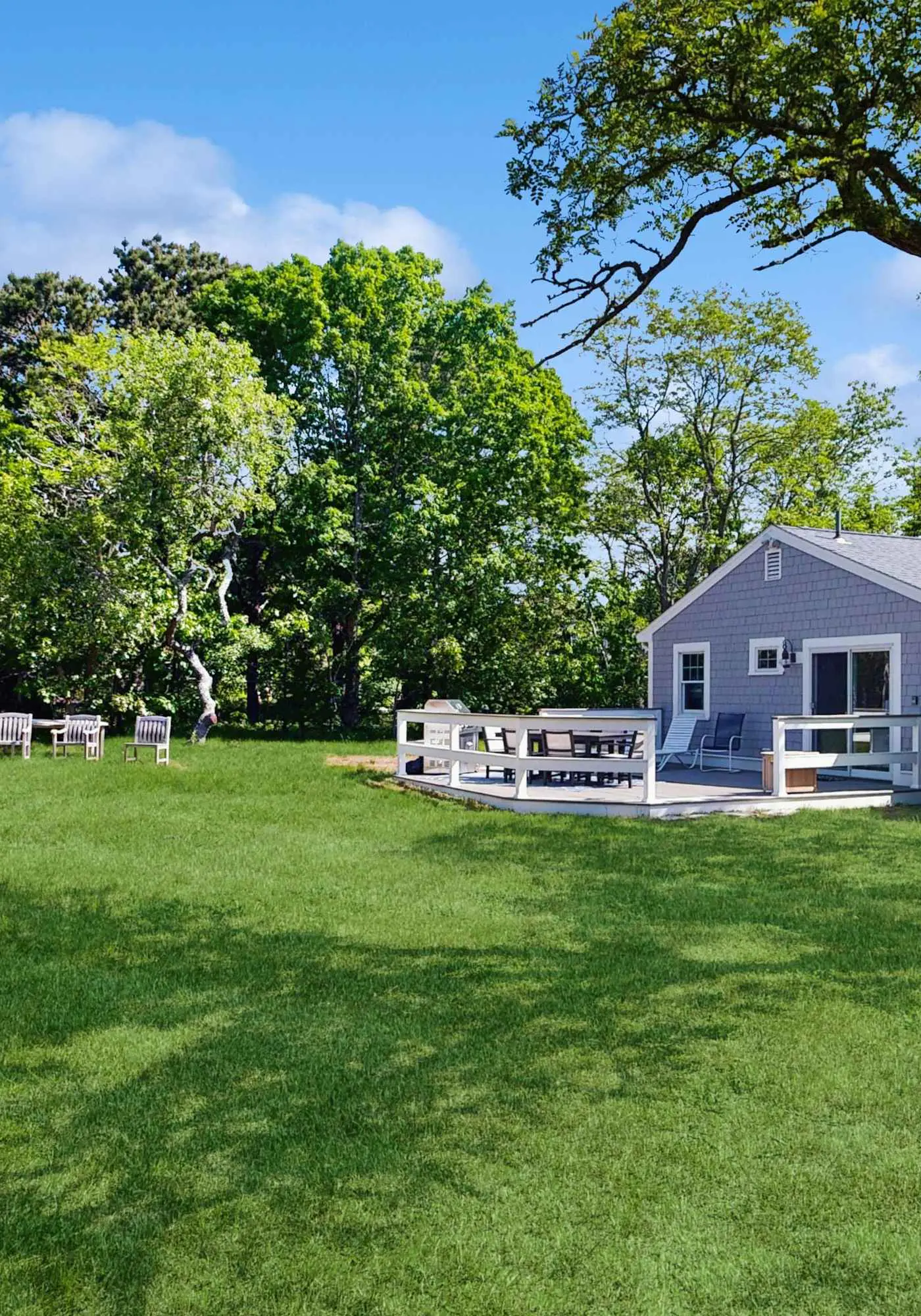 Massasoit Hills House, Close to Beach with AC, Yard & Deck