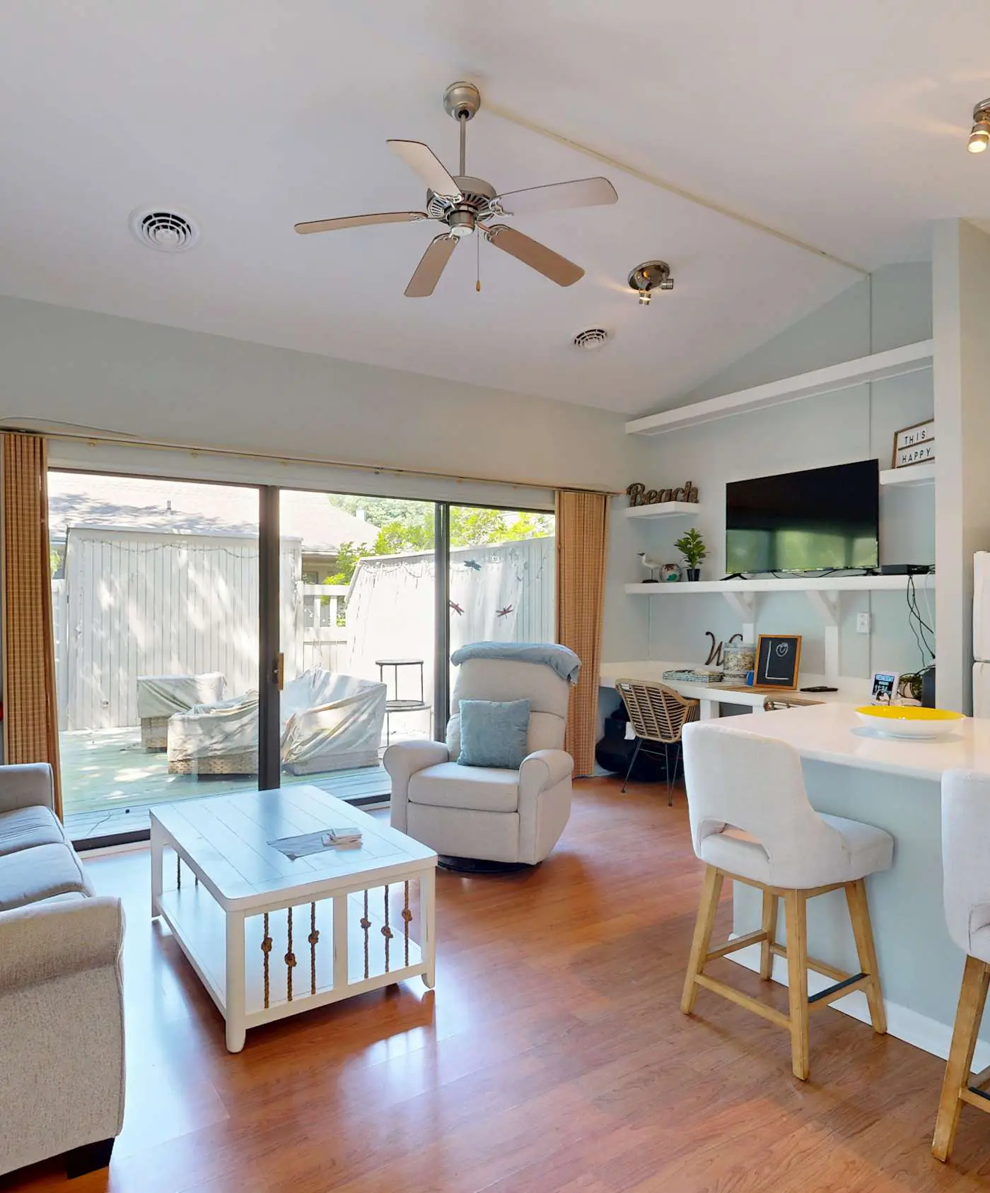 Sea Colony 2nd floor condo with pools, tennis