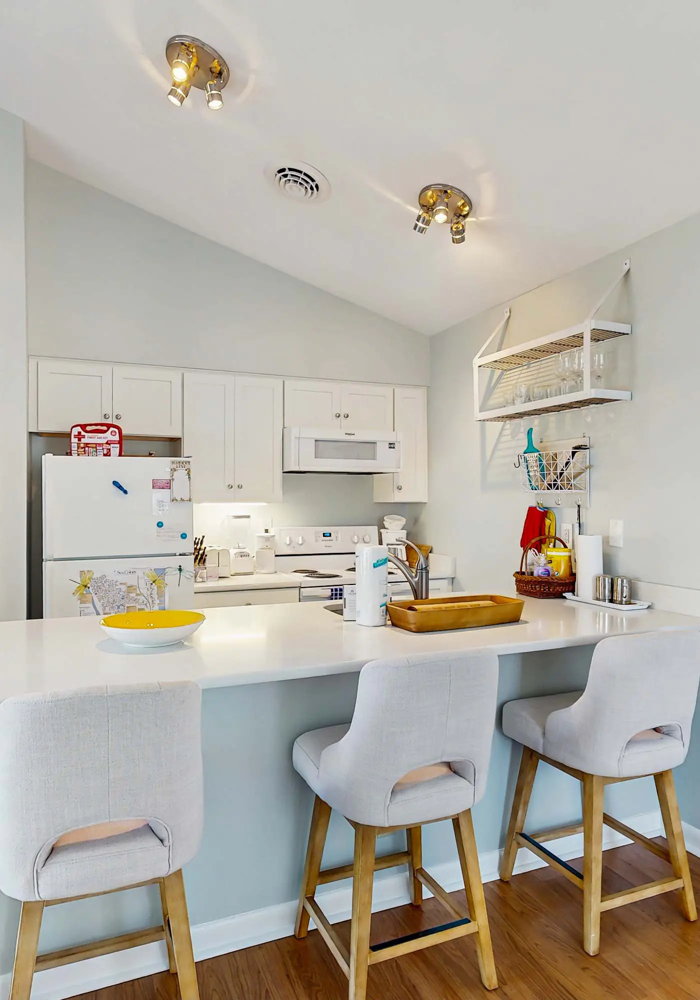 Sea Colony 2nd floor condo with pools, tennis