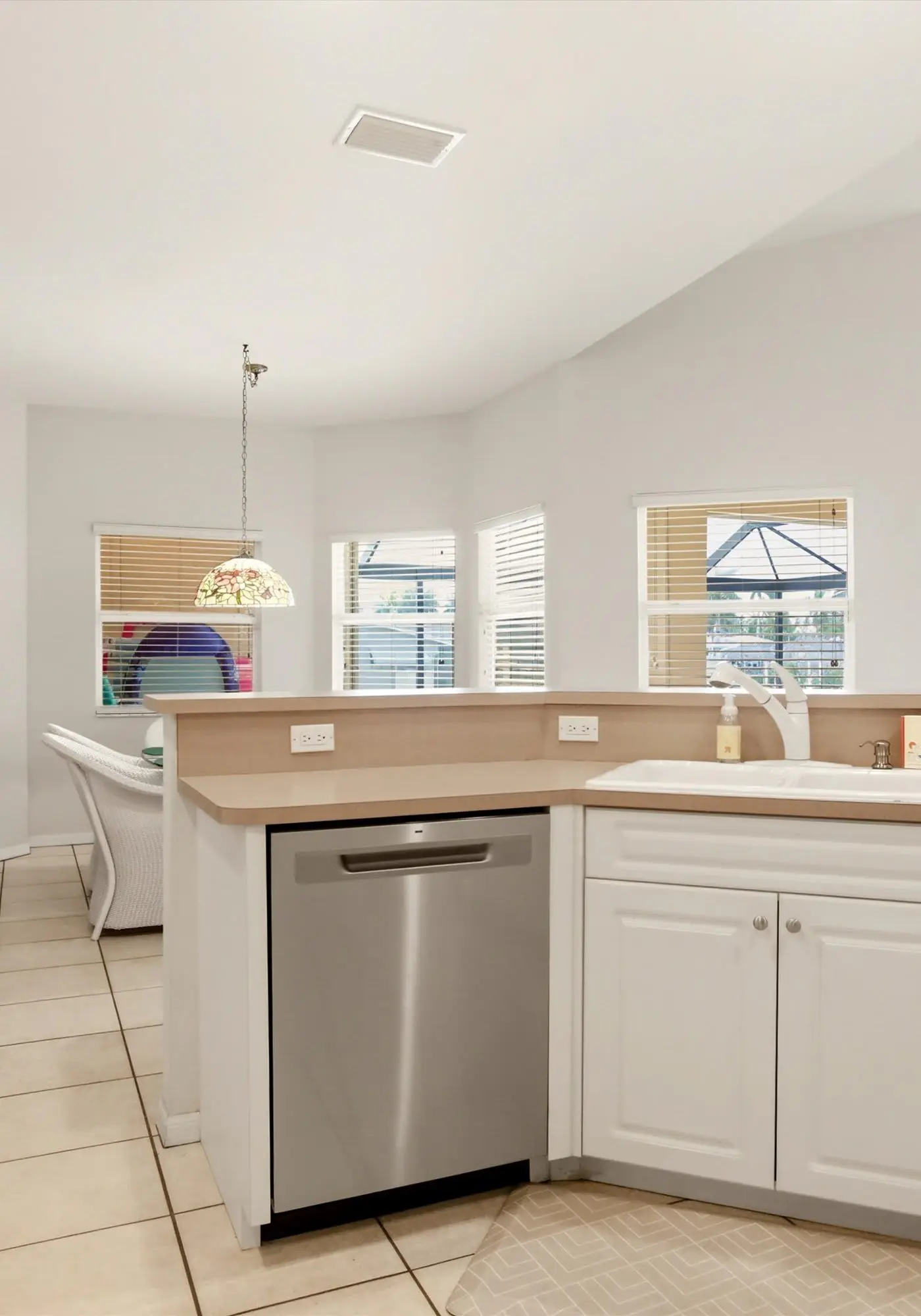 Gorgeous home with private pool & outdoor space, dock