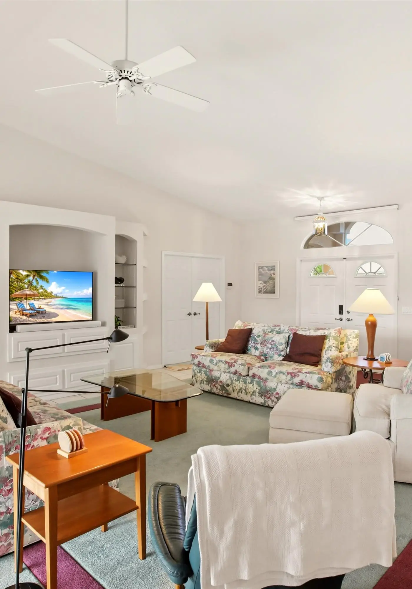 Gorgeous home with private pool & outdoor space, dock
