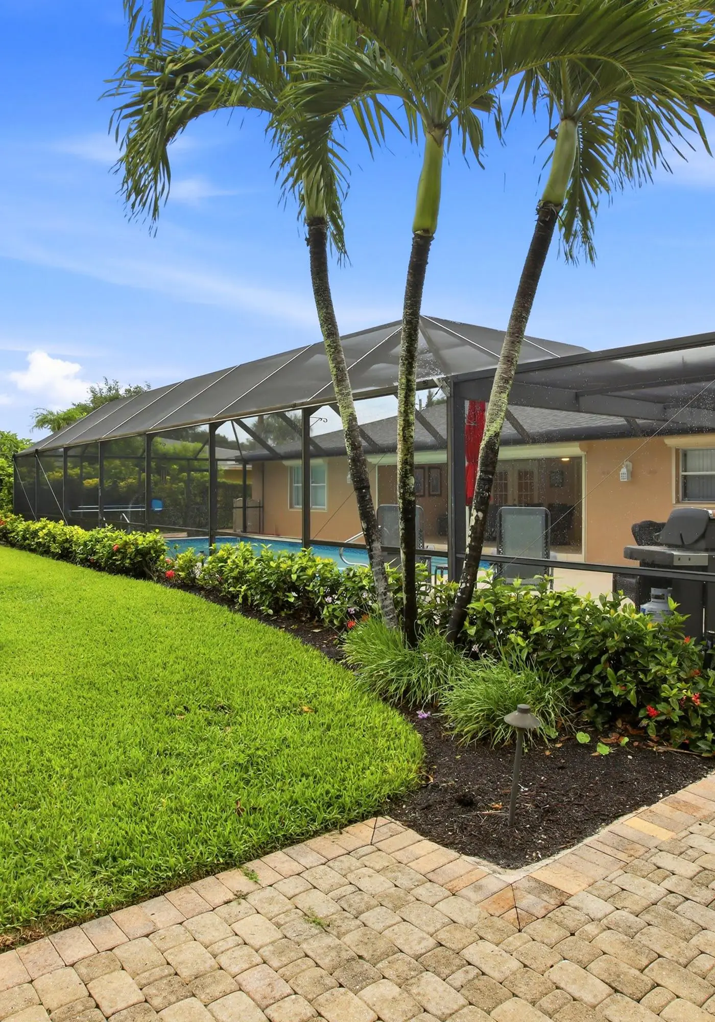 Spacious 3 Bedroom Naples Home with Private Pool and Near Ocean Access