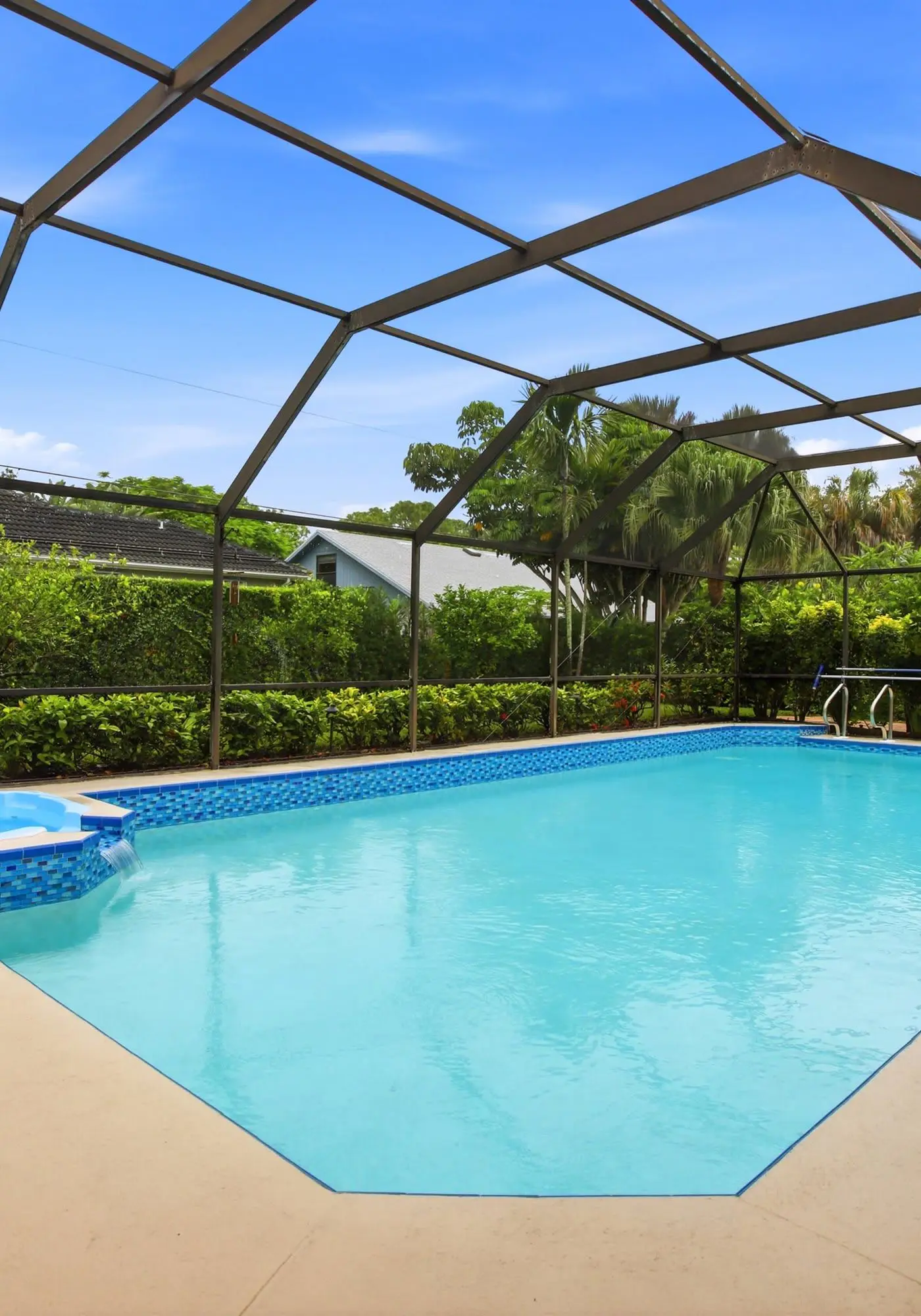 Spacious 3 Bedroom Naples Home with Private Pool and Near Ocean Access