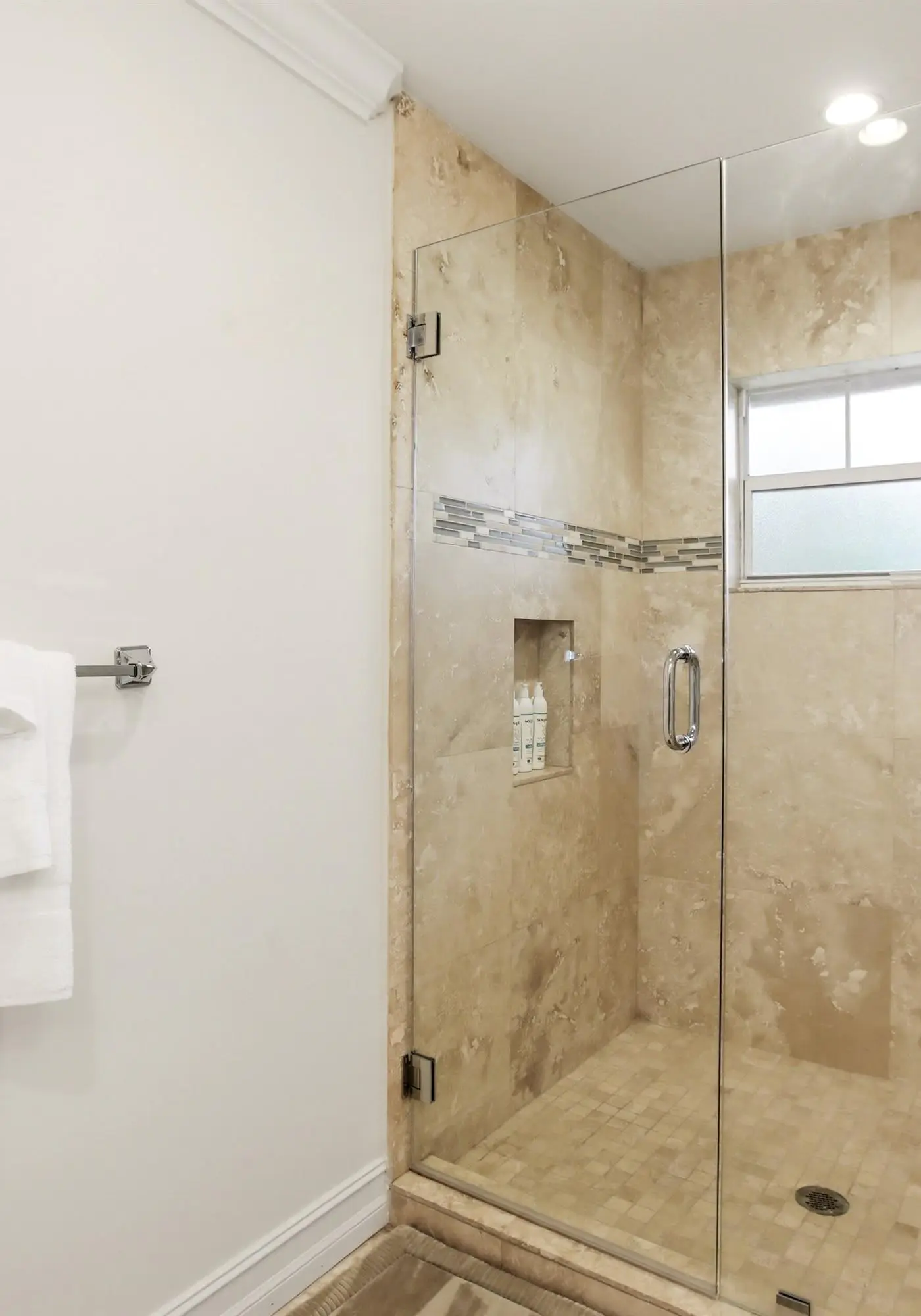 Spacious 3 Bedroom Naples Home with Private Pool and Near Ocean Access