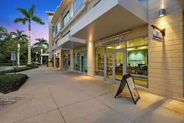 Spacious 3 Bedroom Naples Home with Private Pool and Near Ocean Access