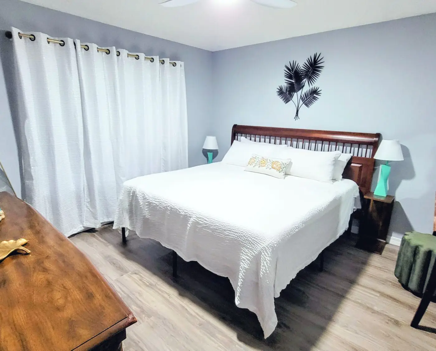 Relax on Navarre Beach, Play in Pensacola