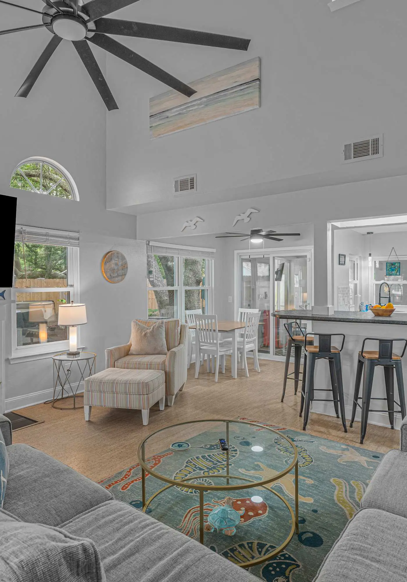3BR Home, Indoor Pool, Hot Tub, Dog Friendly 