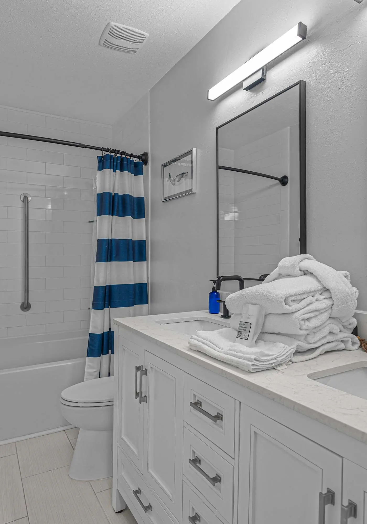 3BR Home, Indoor Pool, Hot Tub, Dog Friendly 