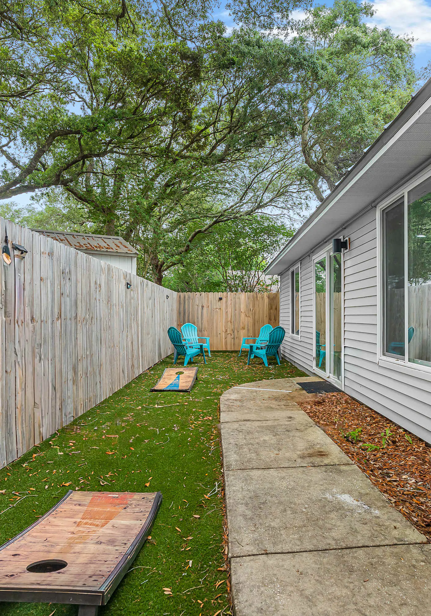3BR Home, Indoor Pool, Hot Tub, Dog Friendly 