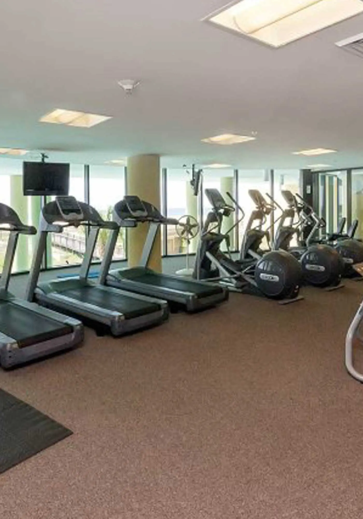 Luxury GulfFront Penthouse with Resort Amenities!
