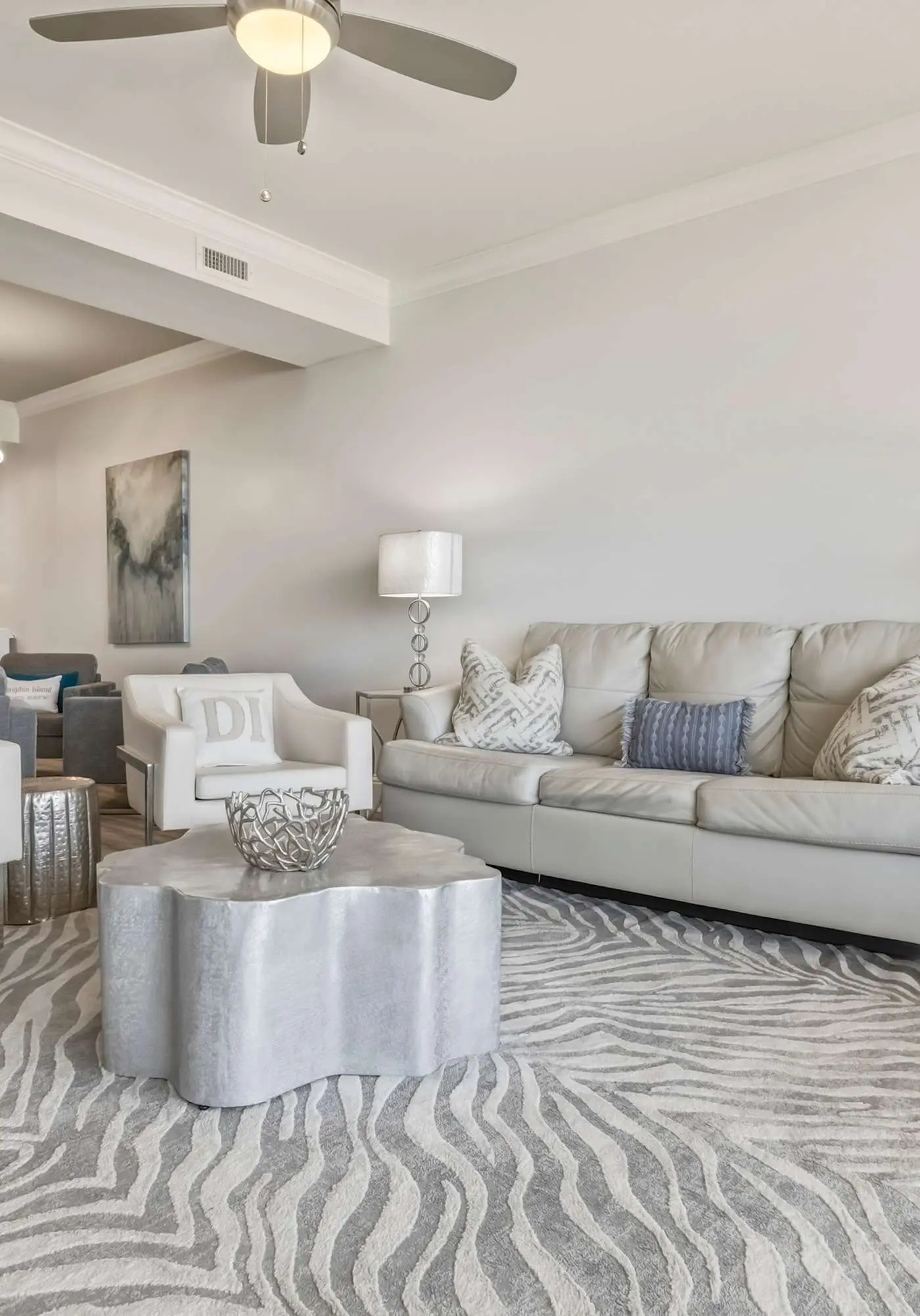 Luxury GulfFront Penthouse with Resort Amenities!