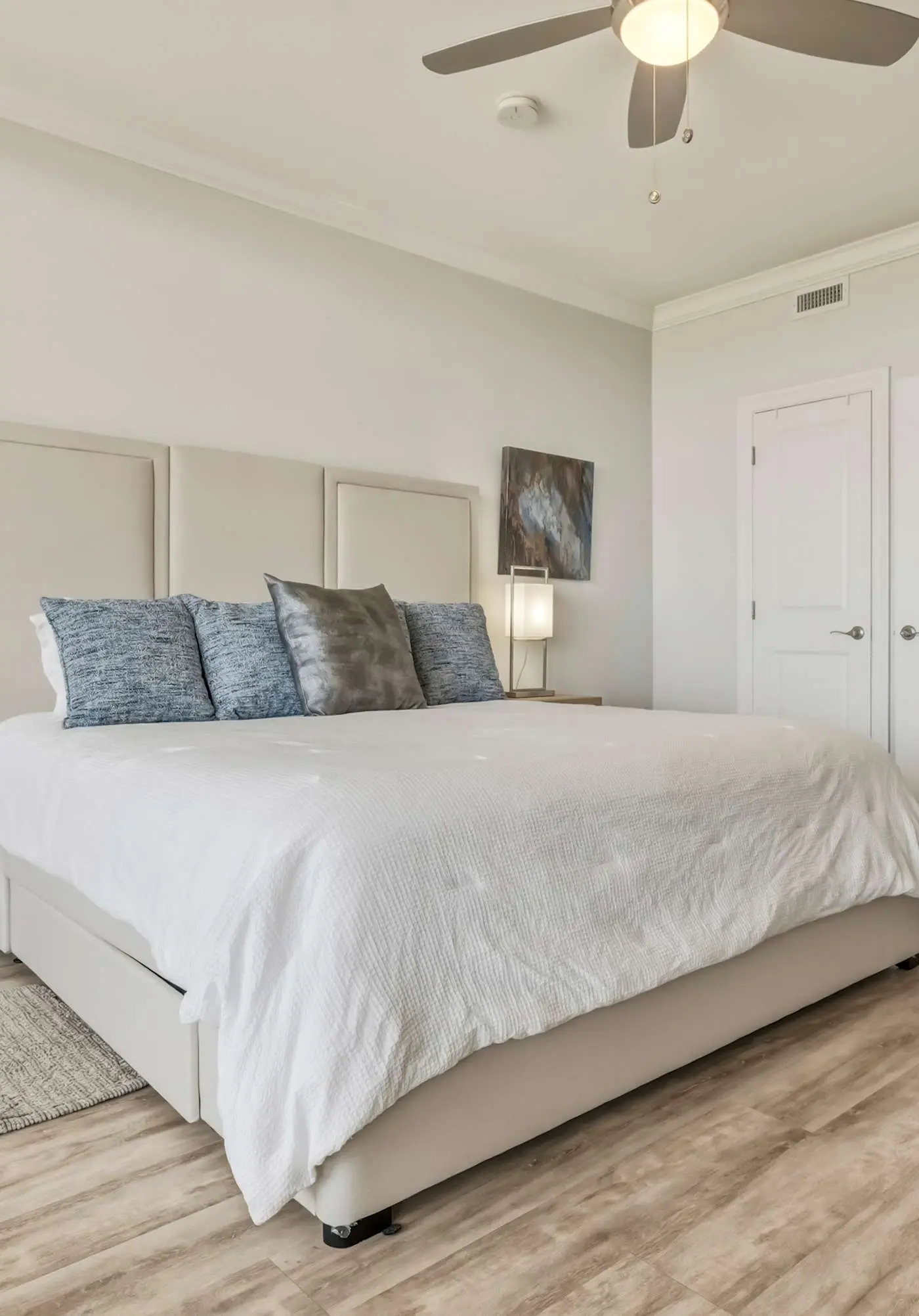 Luxury GulfFront Penthouse with Resort Amenities!