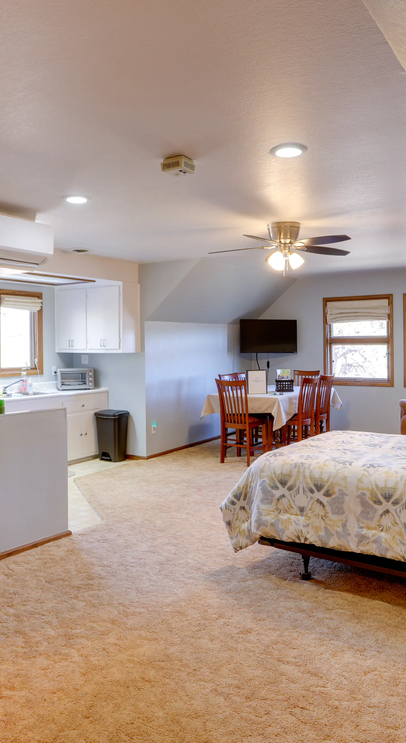 Mtn View: Cozy Couple's Retreat in Bayfield!
