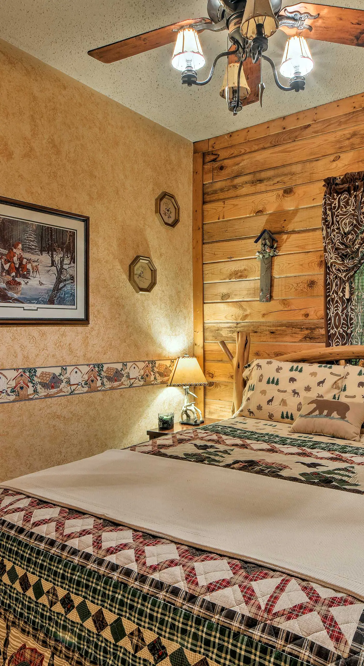 Tenn River Cabin w/ Hot Tub - 10 Mi to Chattanooga