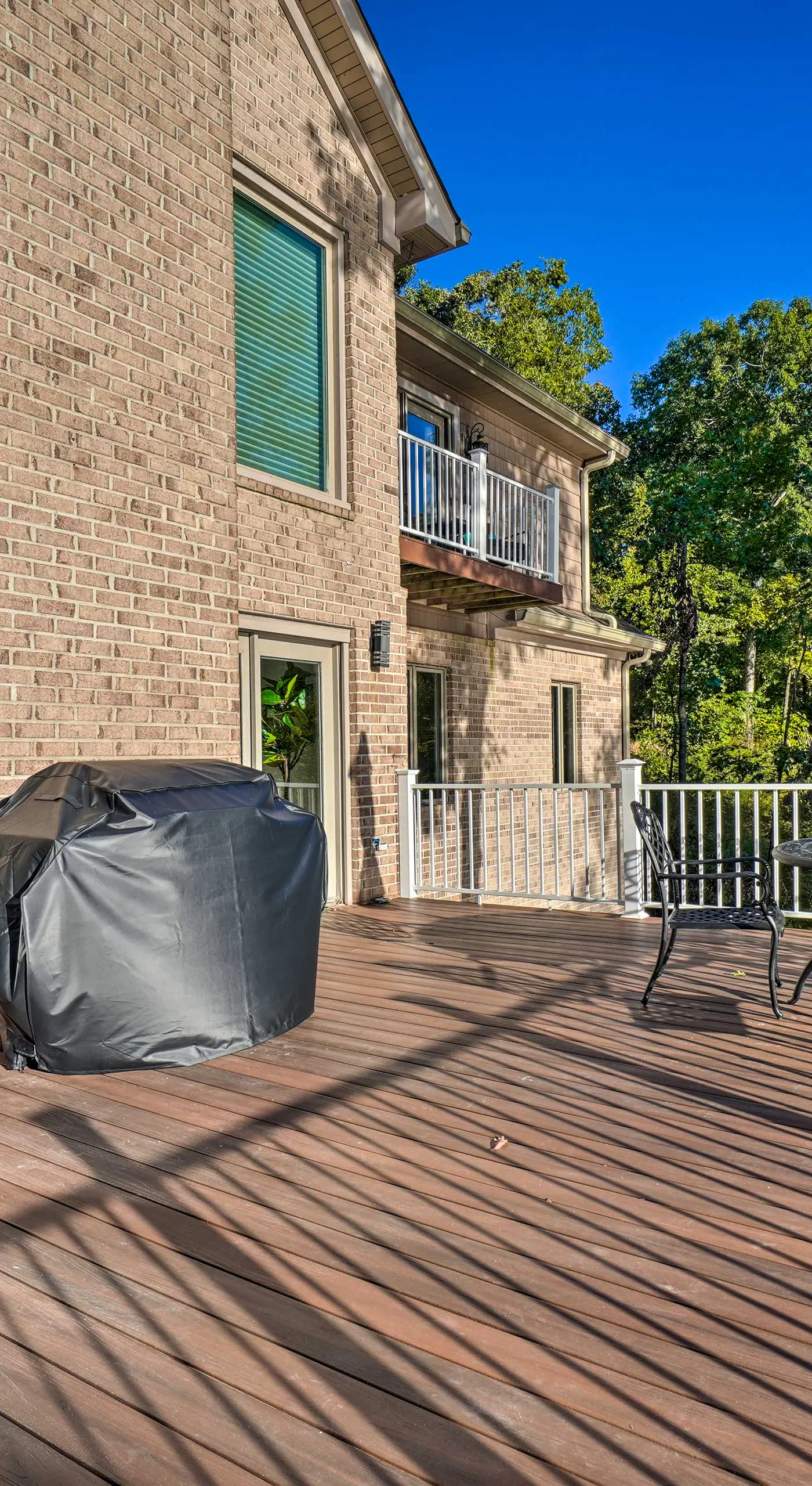 Luxe Lake Chickamauga Retreat w/ Boat Dock!