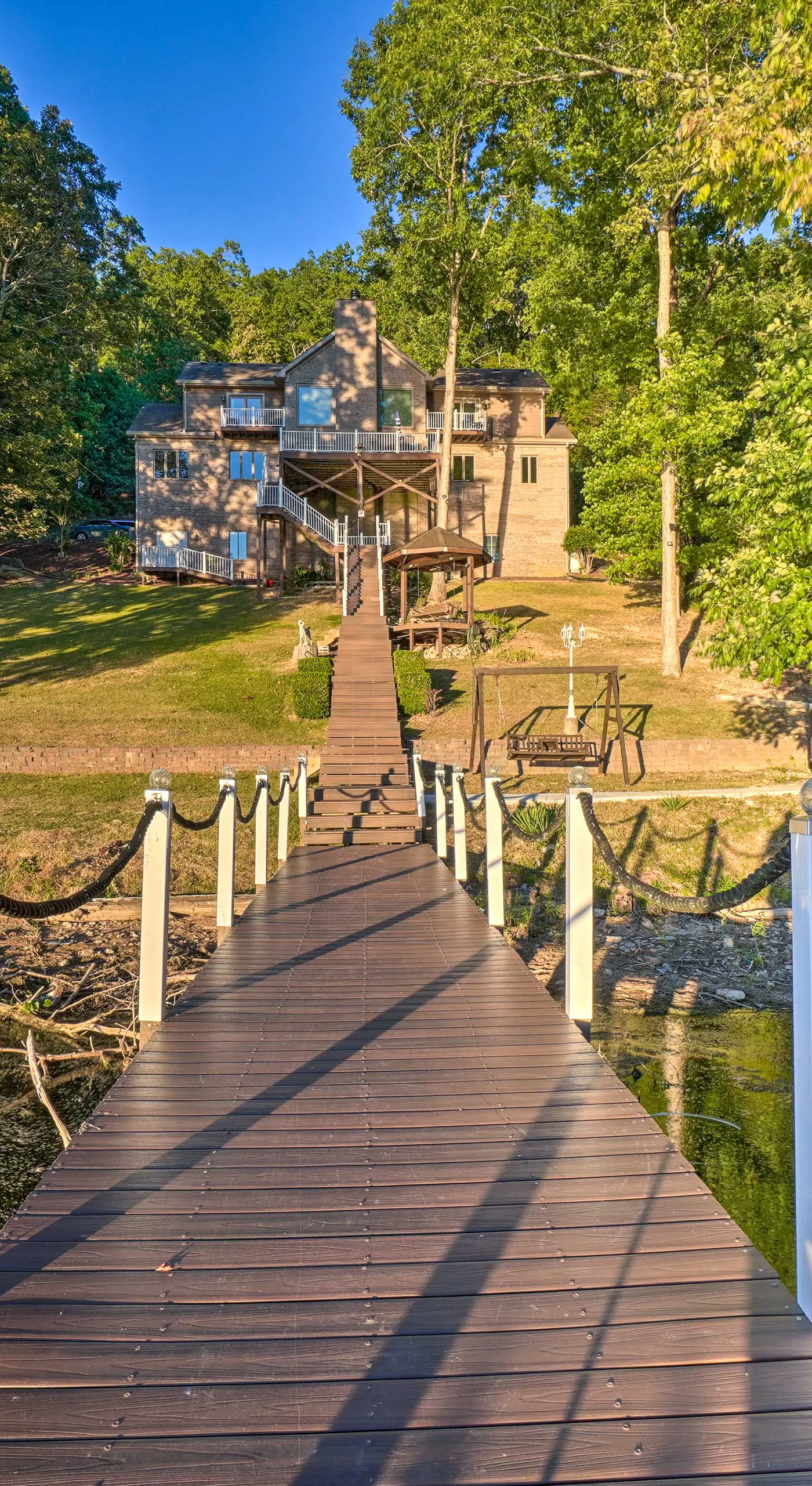 Luxe Lake Chickamauga Retreat w/ Boat Dock!