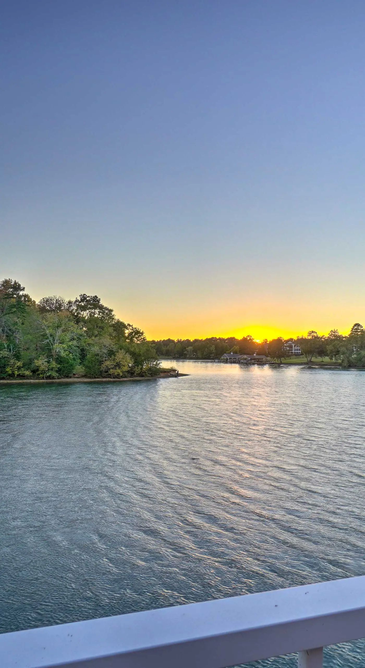 Luxe Lake Chickamauga Retreat w/ Boat Dock!