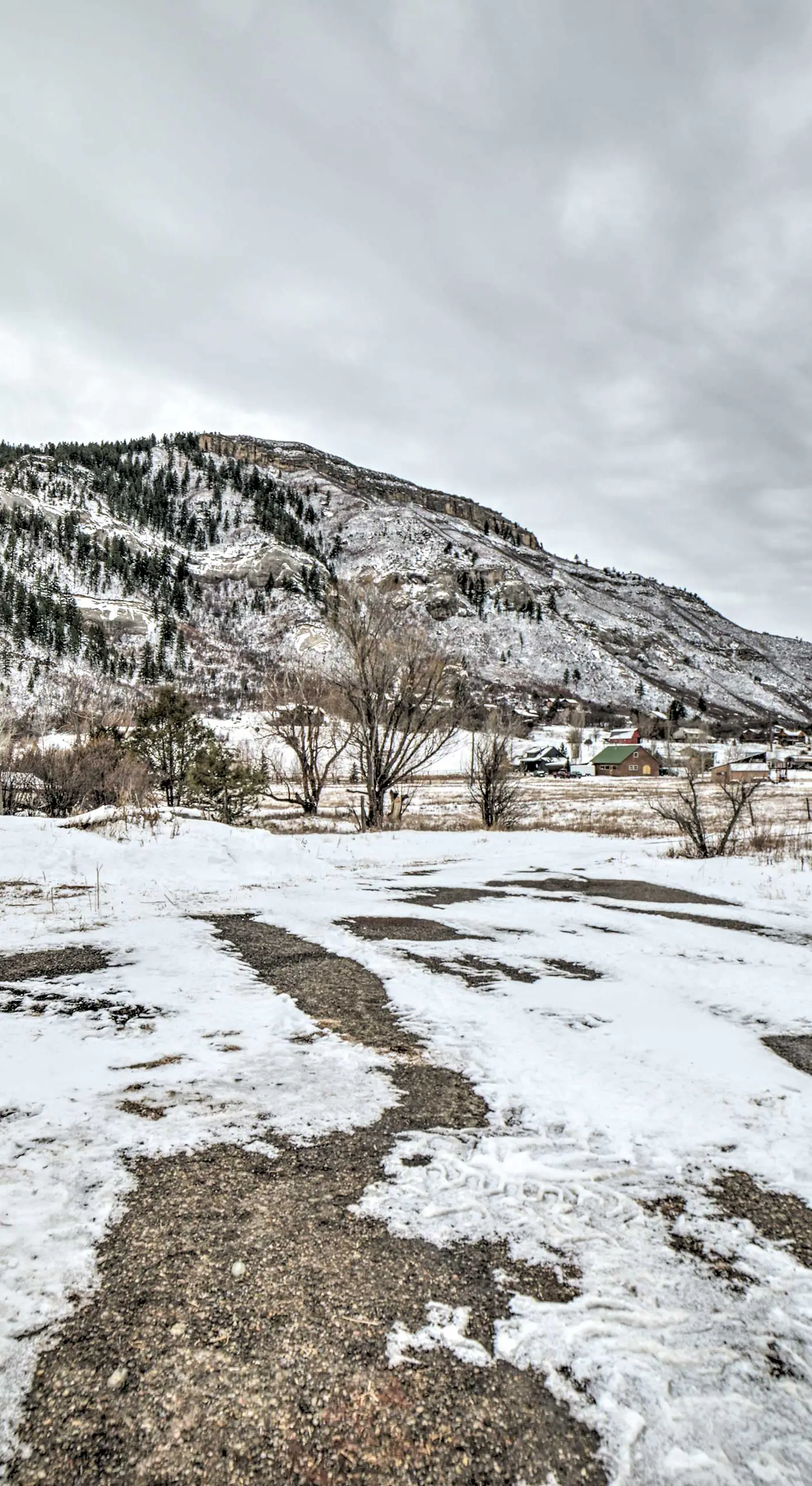 Cozy Durango Apt w/ Mtn View ~ 6 Mi to Downtown!