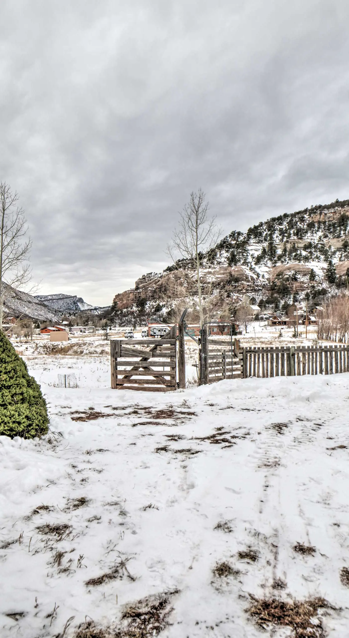 Cozy Durango Apt w/ Mtn View ~ 6 Mi to Downtown!