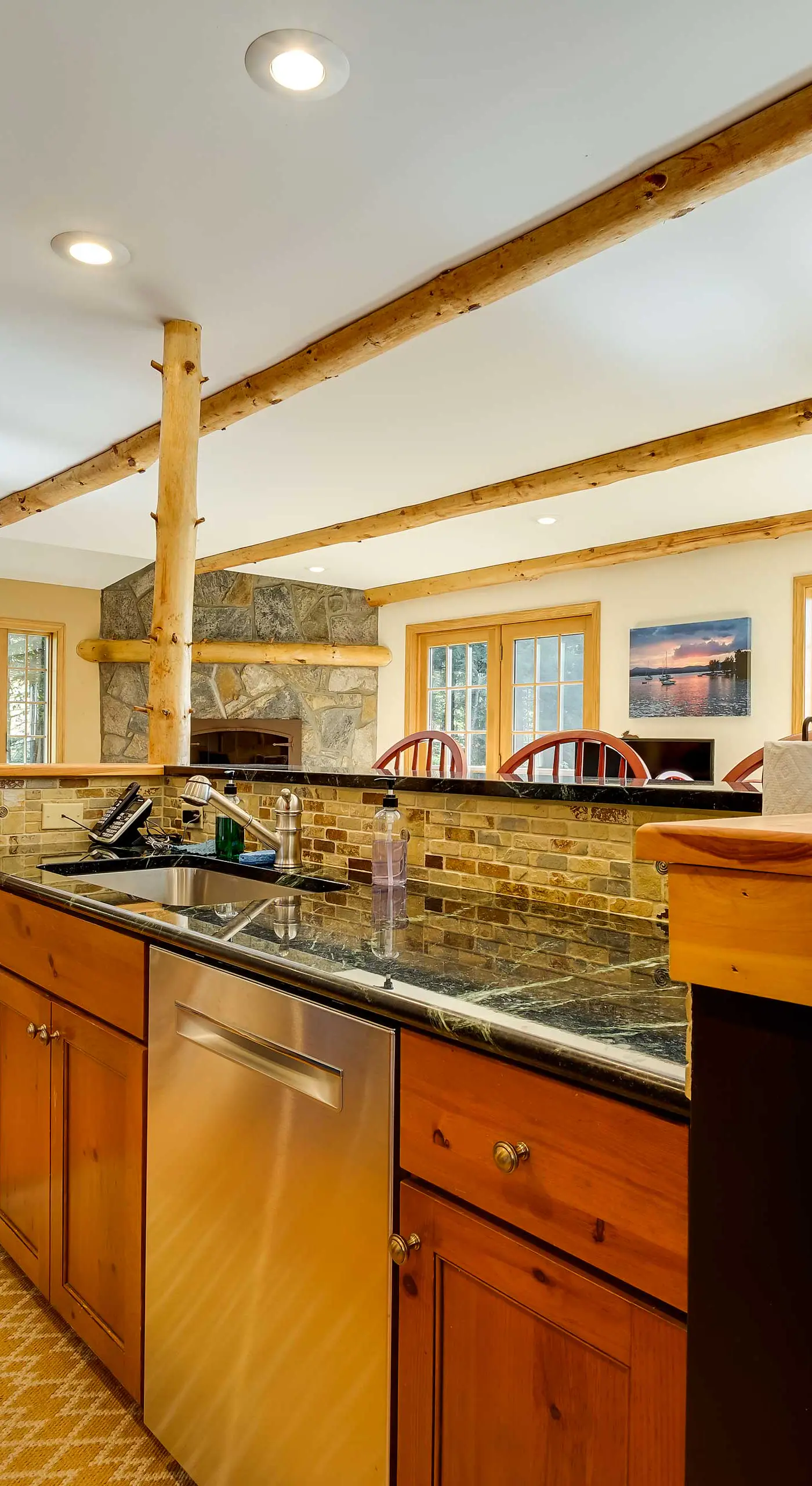 Winhall Home w/ Deck + Views, 6 Mi to Ski Slopes!