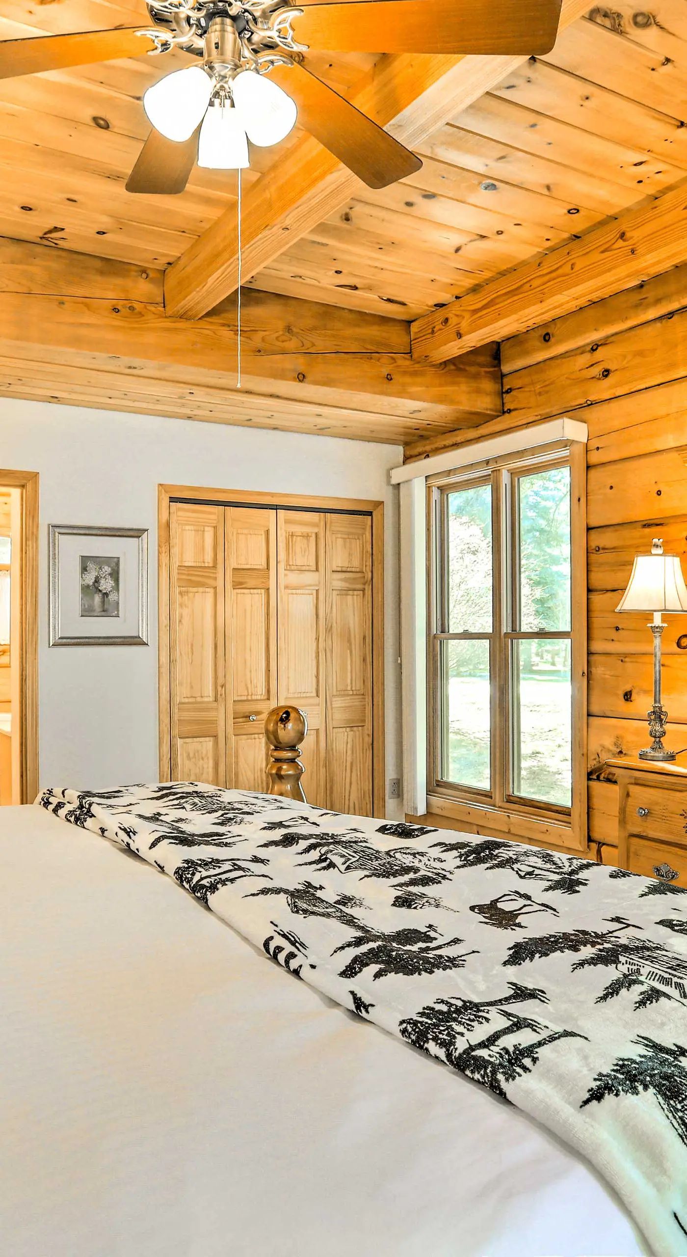 Bayfield Cabin w/ Wraparound Deck & Fire Pit