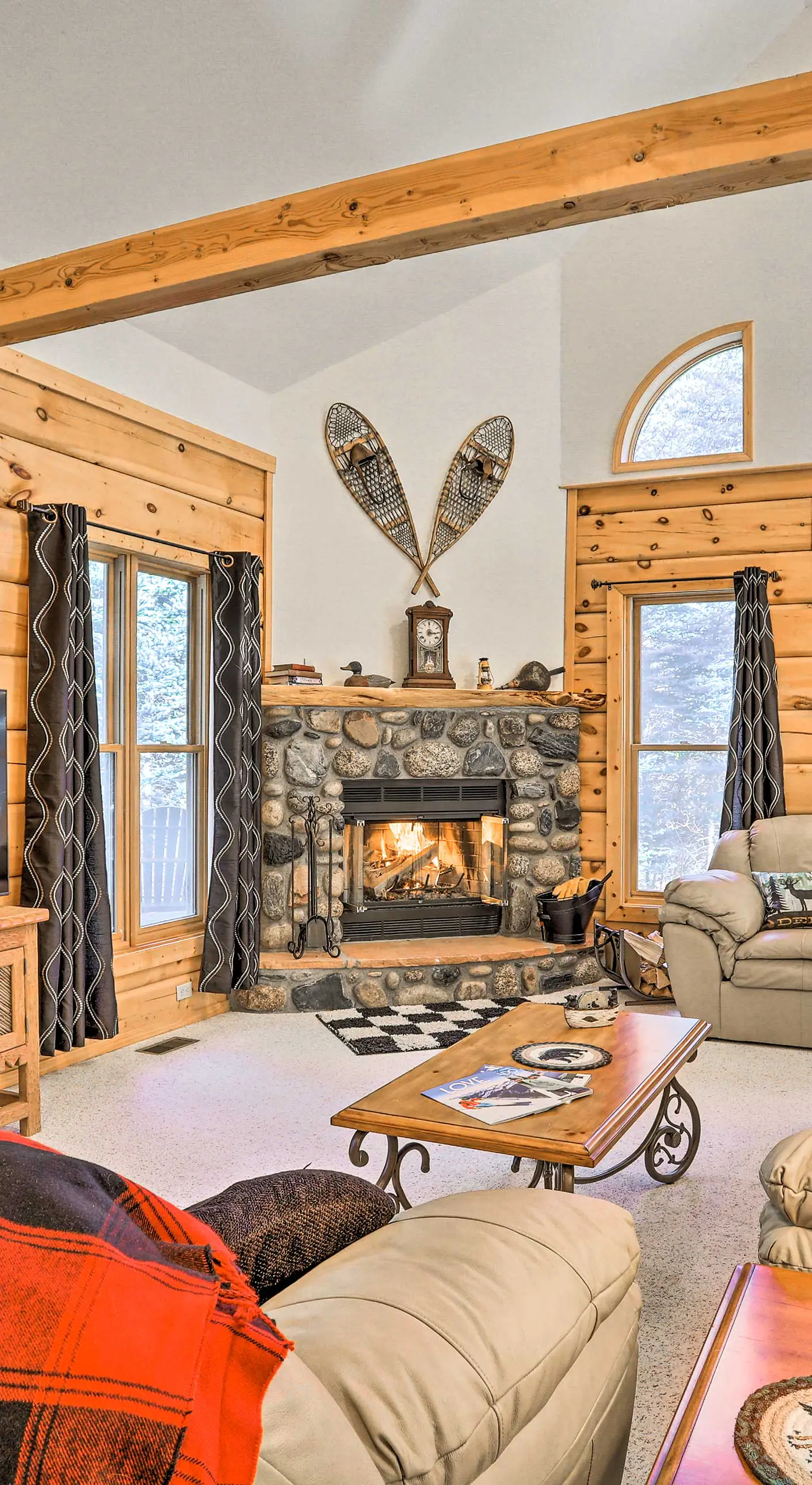 Bayfield Cabin w/ Wraparound Deck & Fire Pit