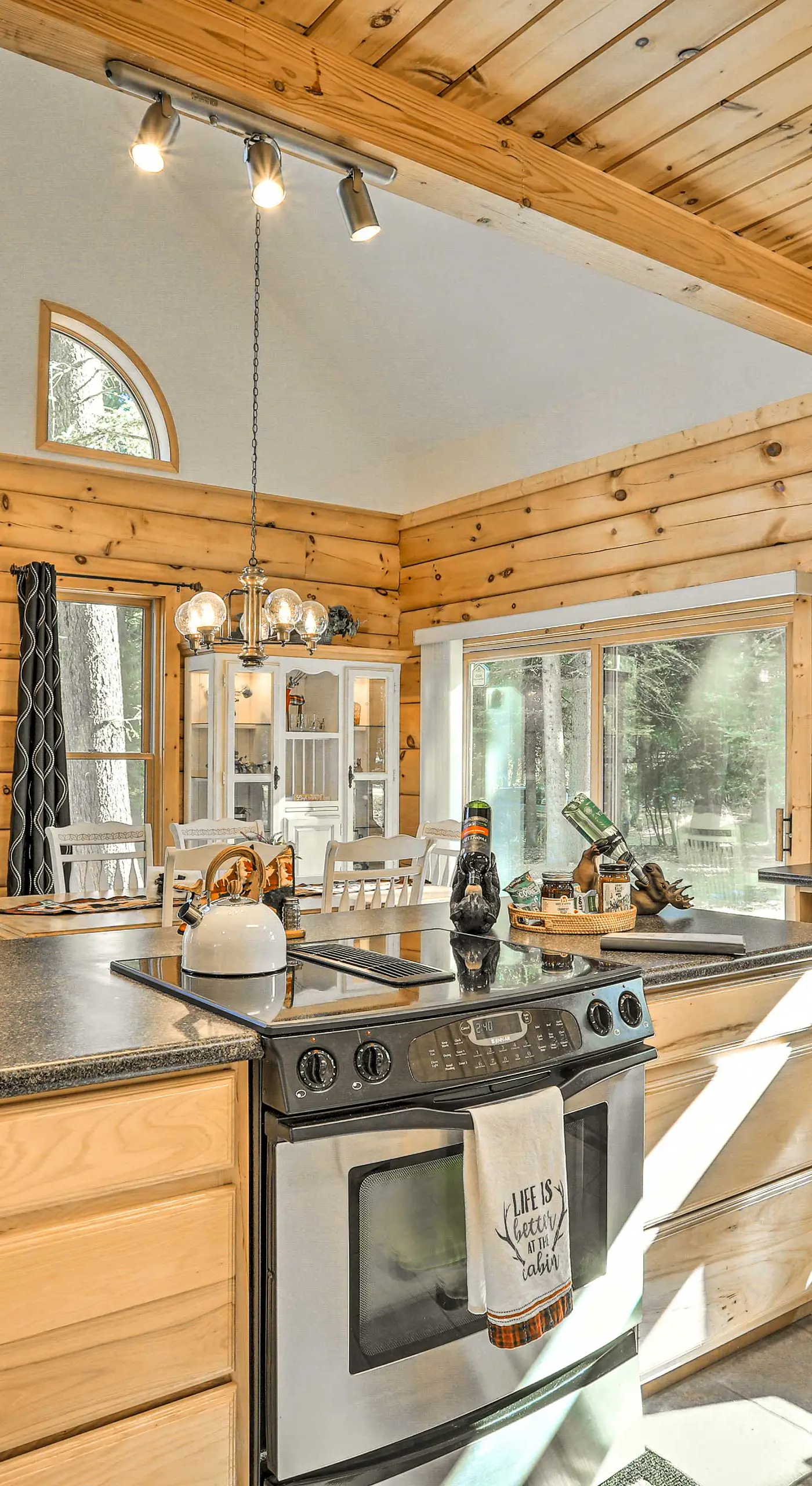 Bayfield Cabin w/ Wraparound Deck & Fire Pit