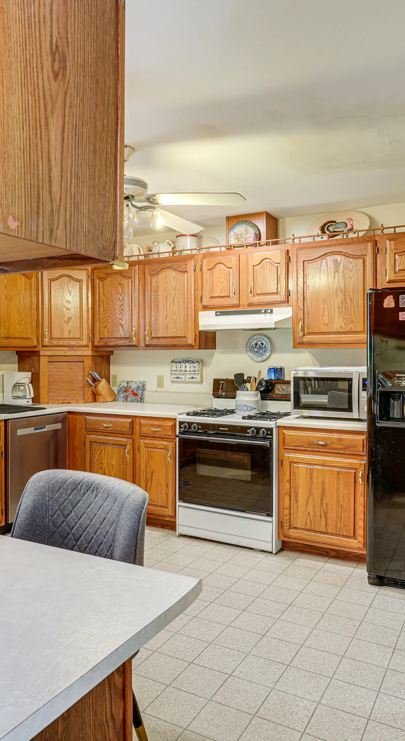 Peaceful Harrison Duplex w/ Porch & Grill!