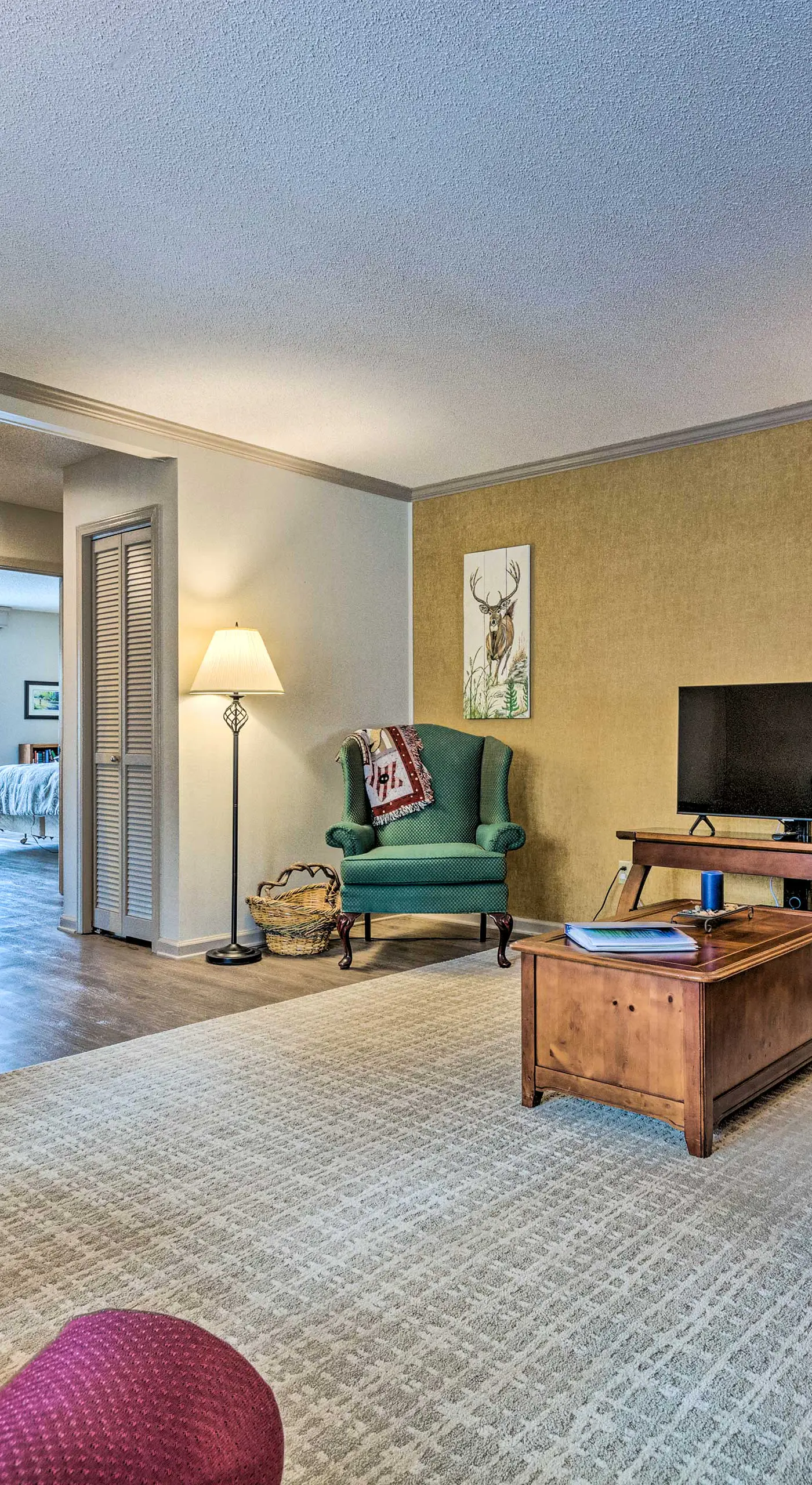 Single-Story Fairfield Bay Condo w/ Deck!