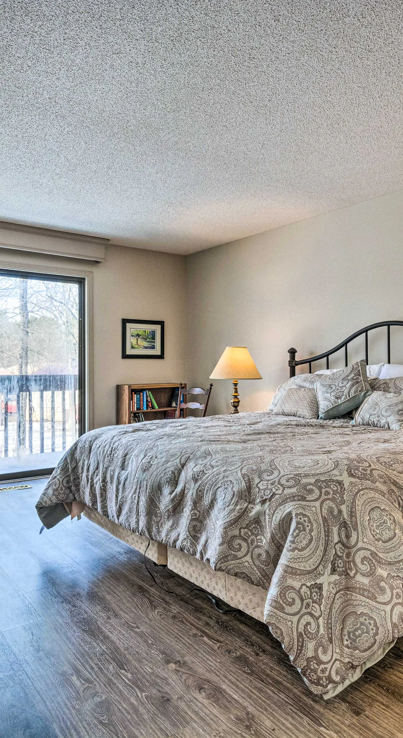 Single-Story Fairfield Bay Condo w/ Deck!