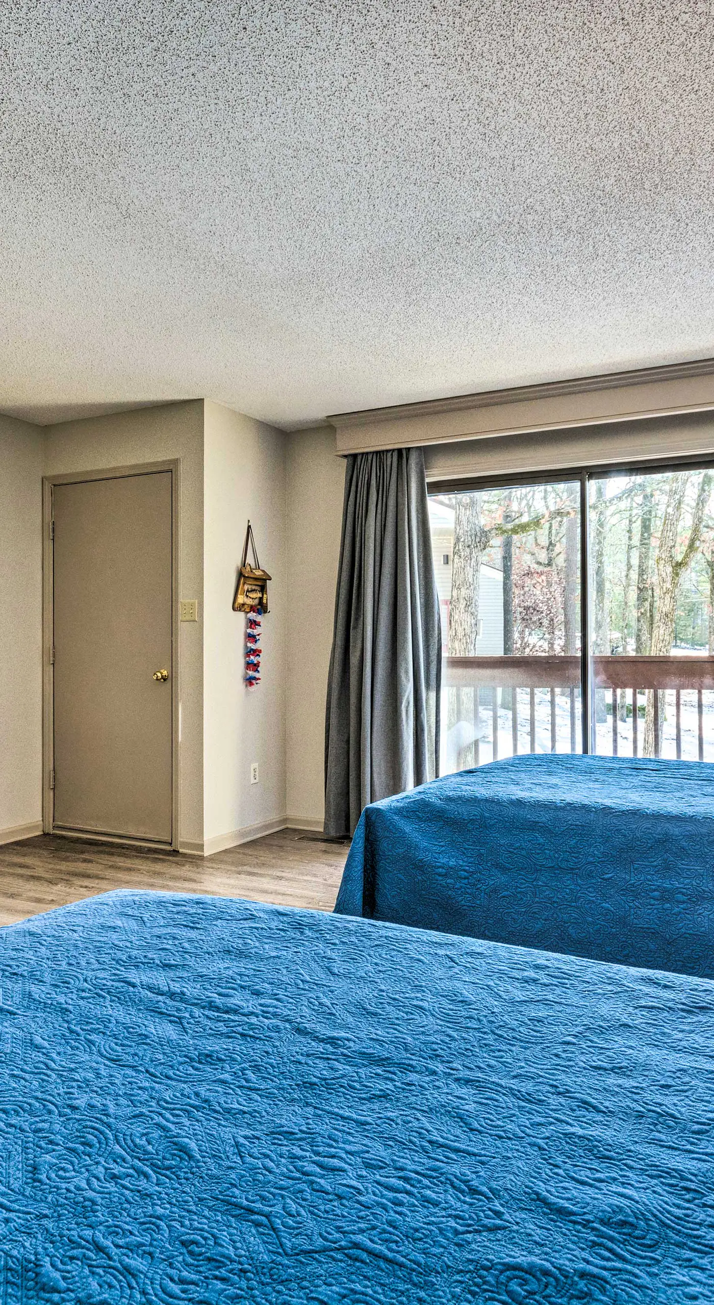 Single-Story Fairfield Bay Condo w/ Deck!
