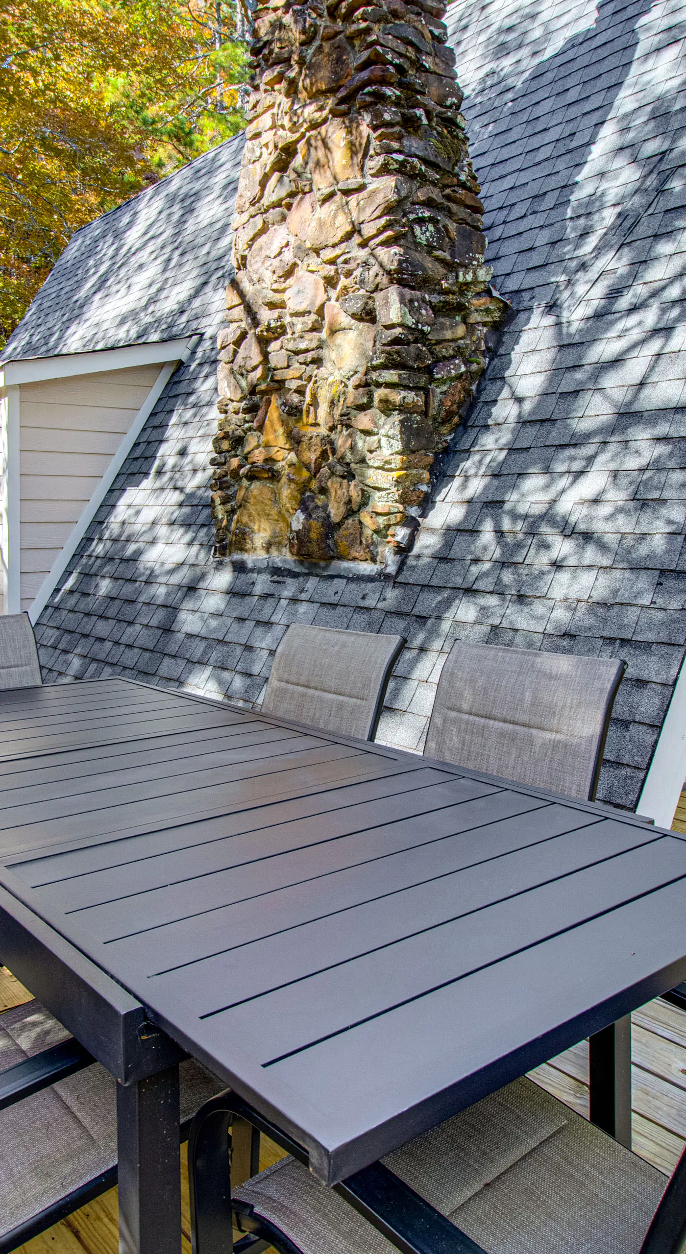 Fairfield Bay Home w/ Pool Access & Boat Slip