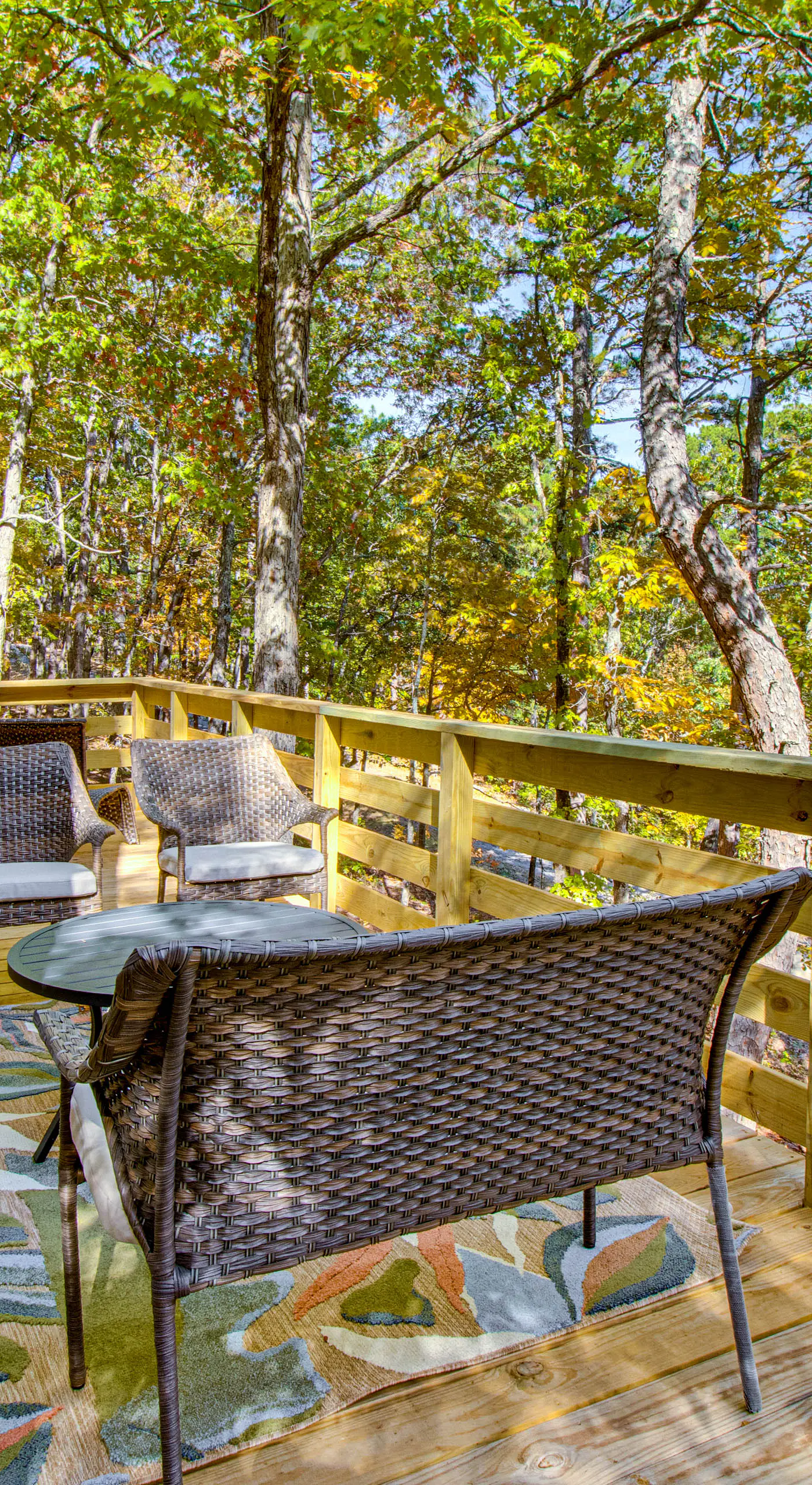 Fairfield Bay Home w/ Pool Access & Boat Slip