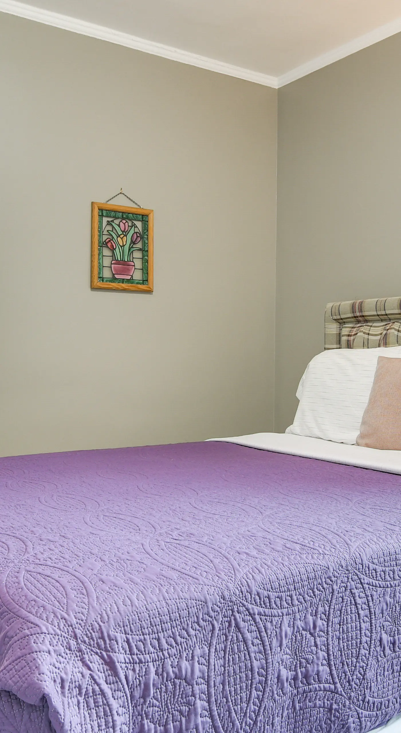 Pet-Friendly Family Apartment - Near NU Campus!