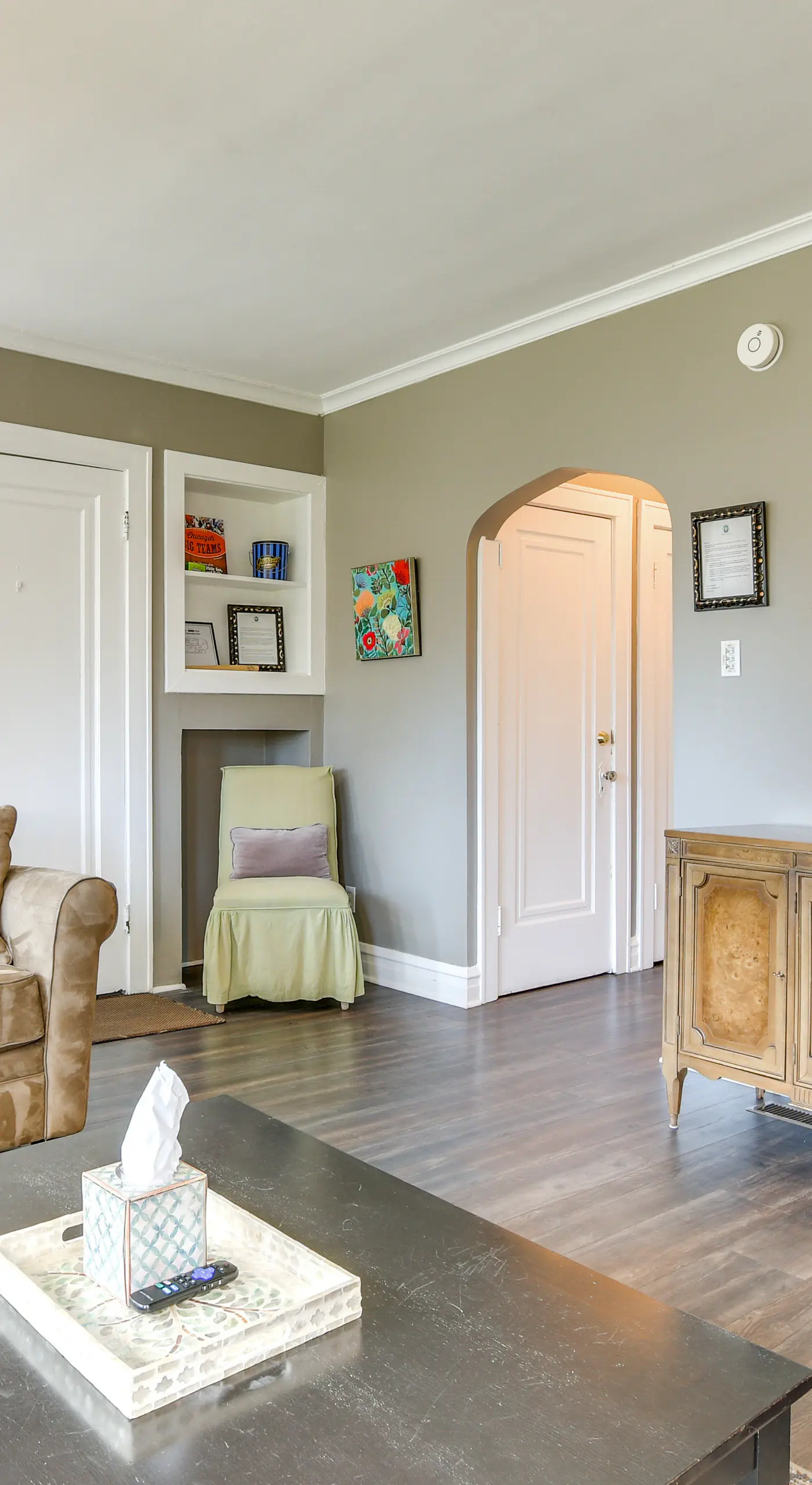 Pet-Friendly Family Apartment - Near NU Campus!
